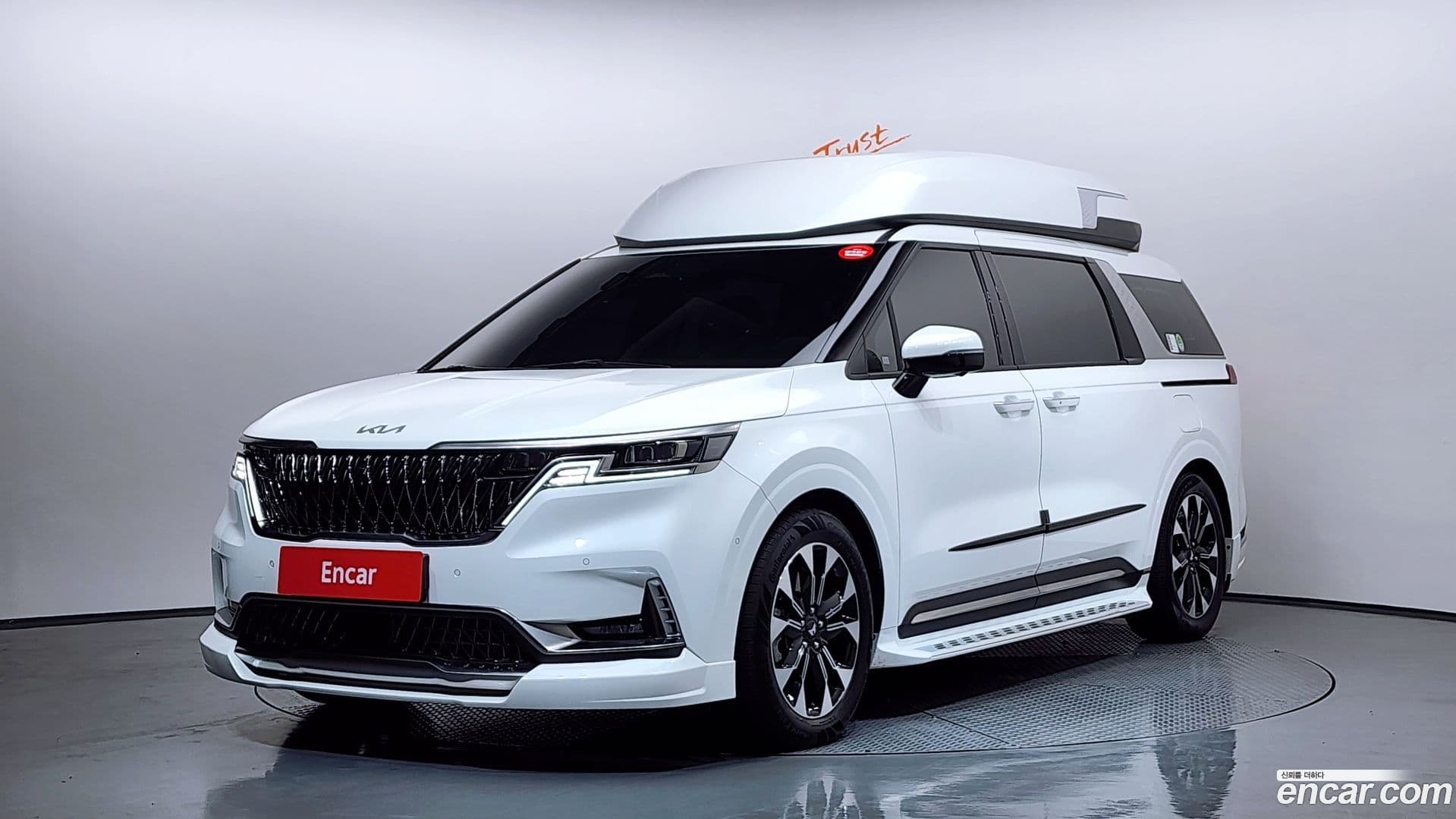 Main__Slider__Photo:Canival Kia 2023.6-0