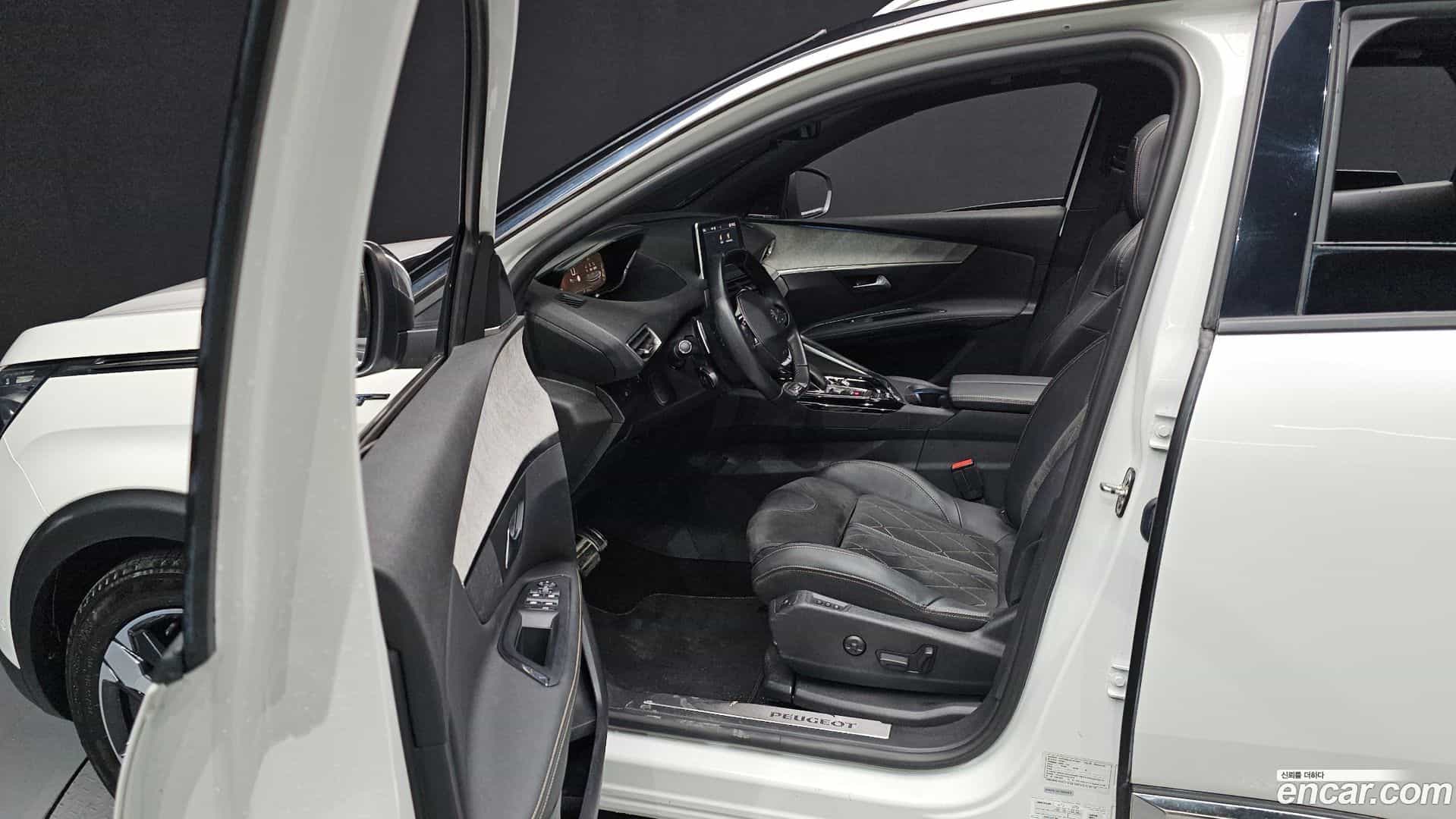 3008 Peugeot 2019.11-INNER-010