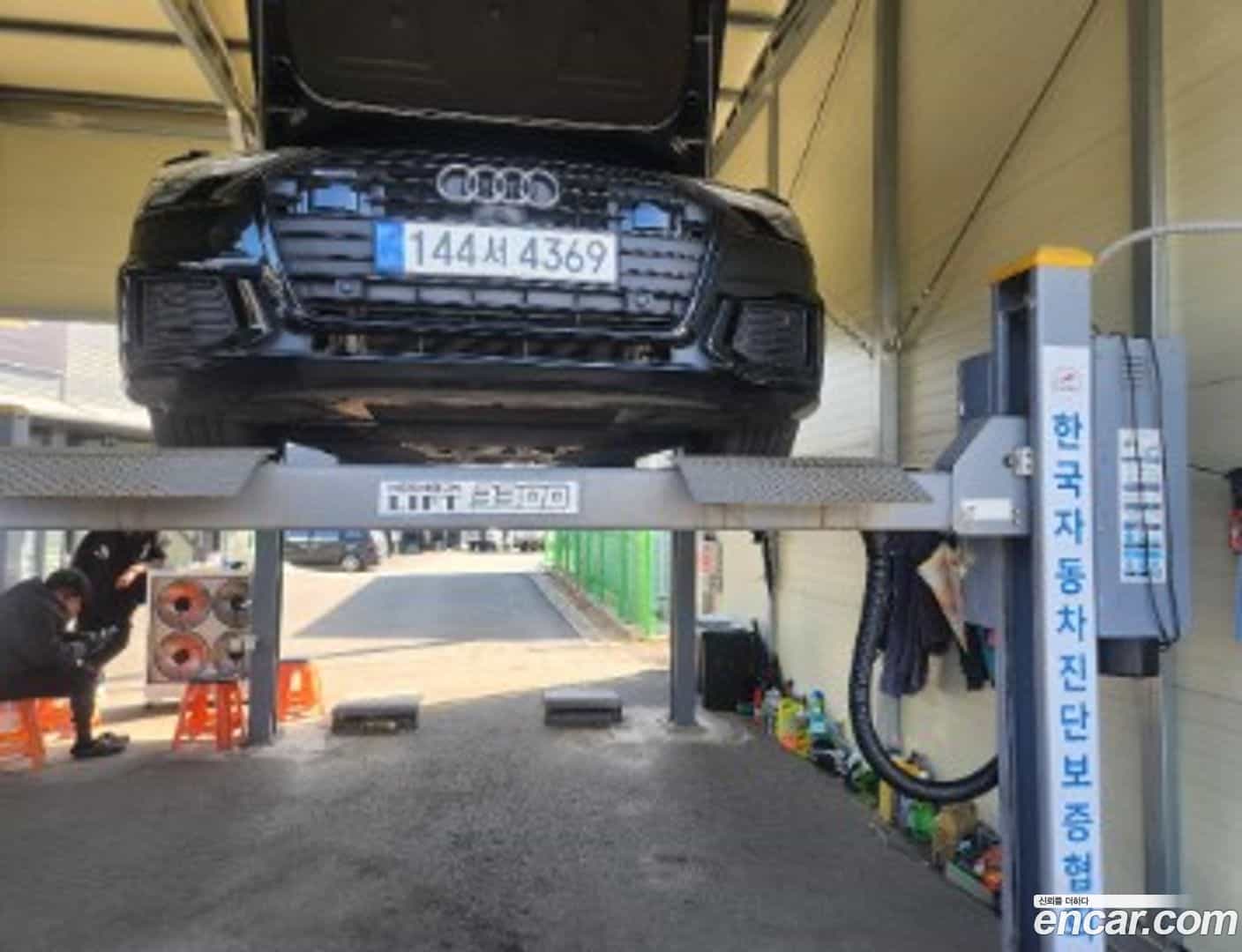 A6 Audi 2023.0-OUTER-001