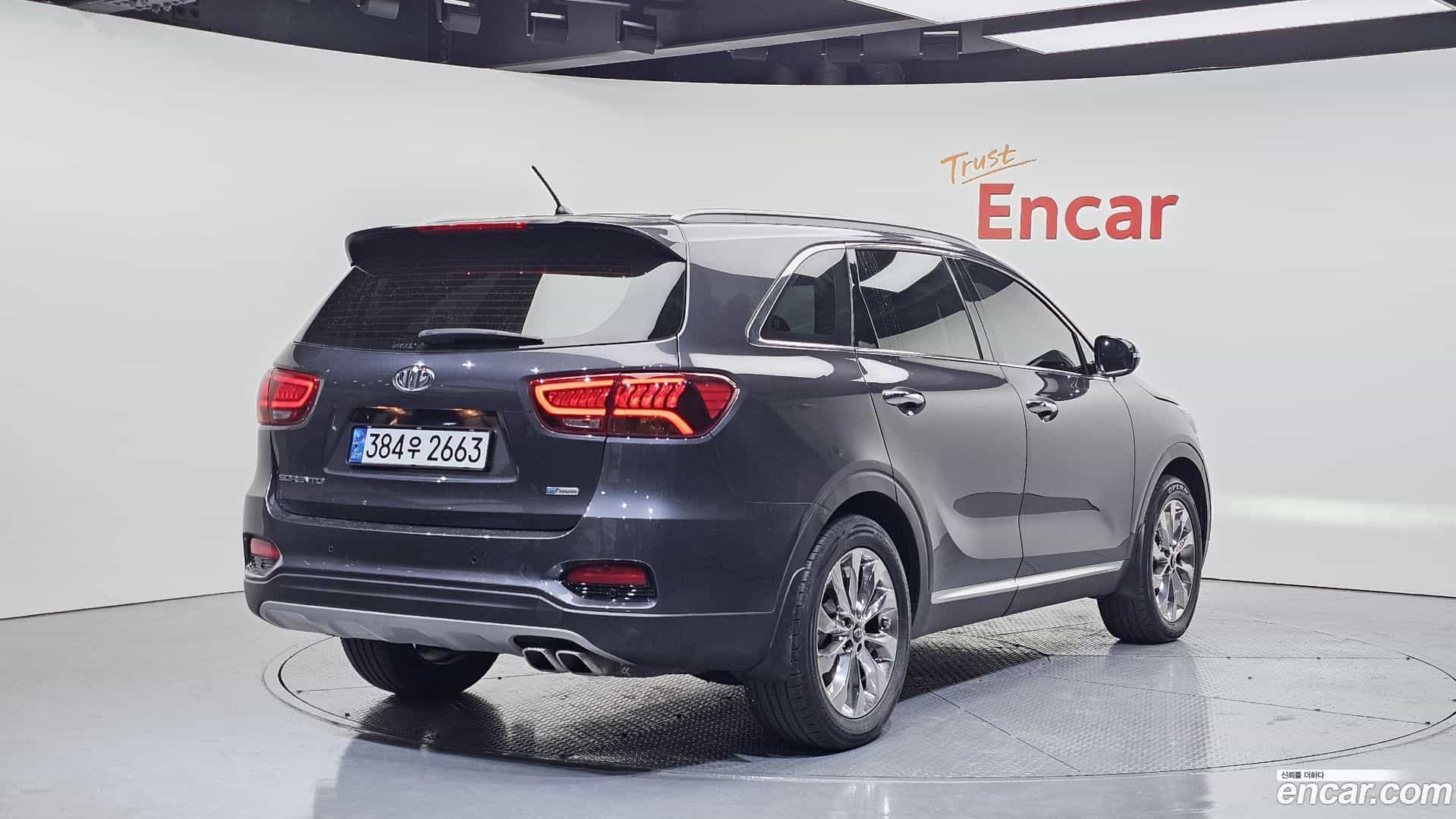 Sorento Kia 2018.2-OUTER-002