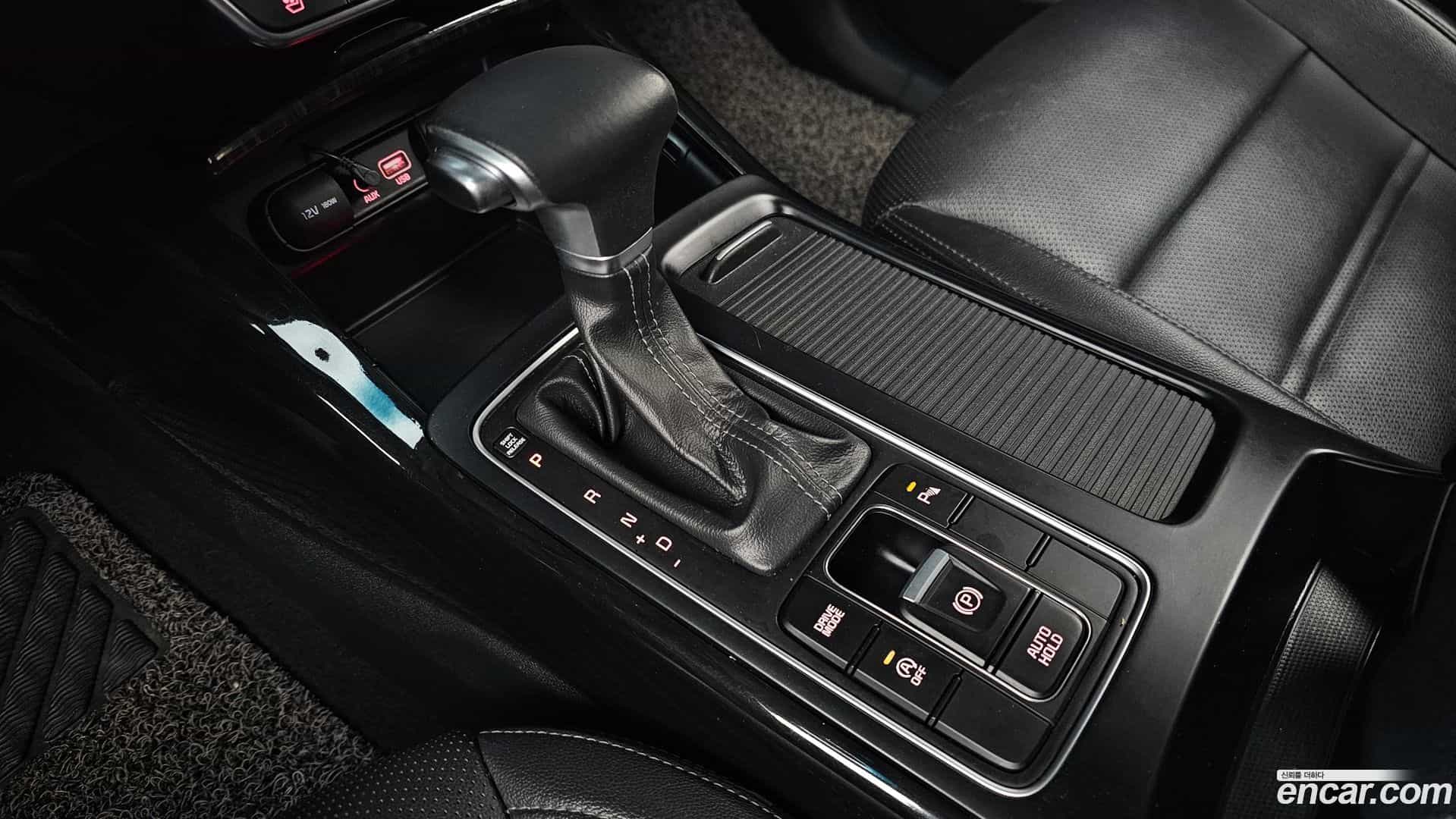 Sorento Kia 2018.2-INNER-009