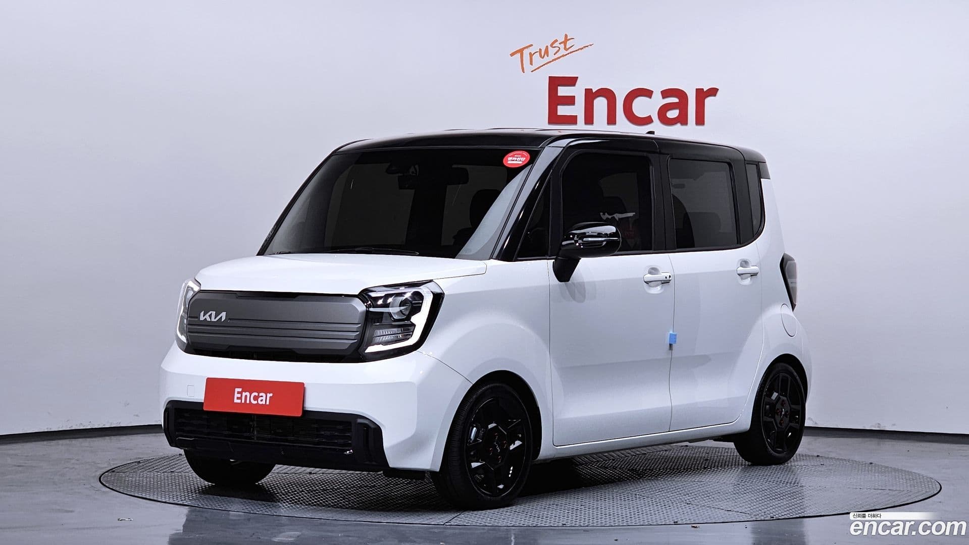Main__Slider__Photo:RAY Kia 2024.0-0
