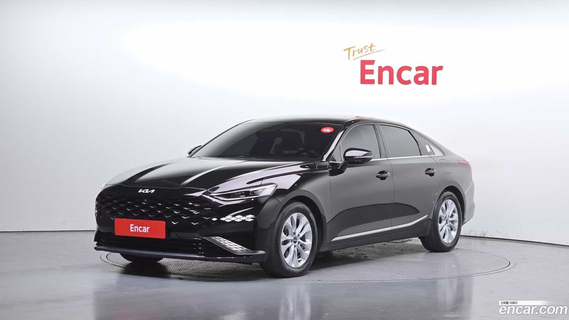 K8 Kia 2022.0-OUTER-001