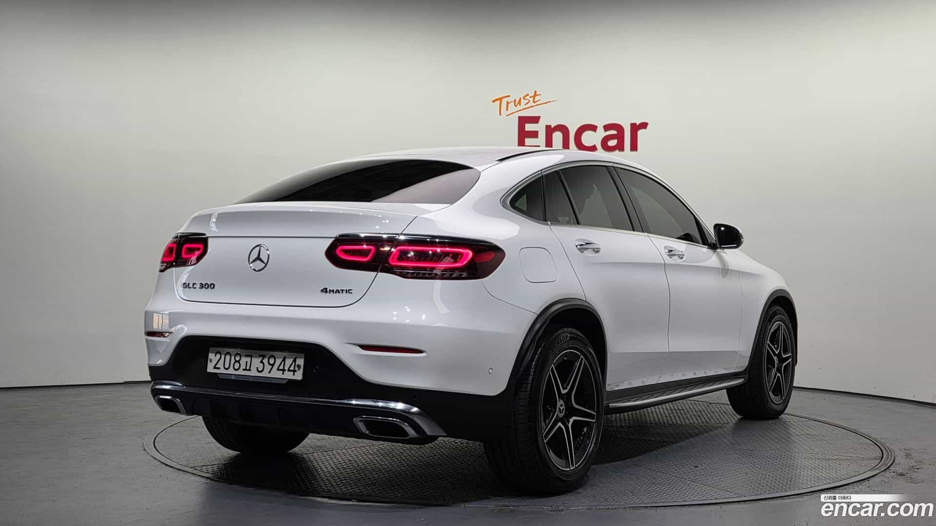 GLC-Class Mercedes-Benz 2020.3-OUTER-002