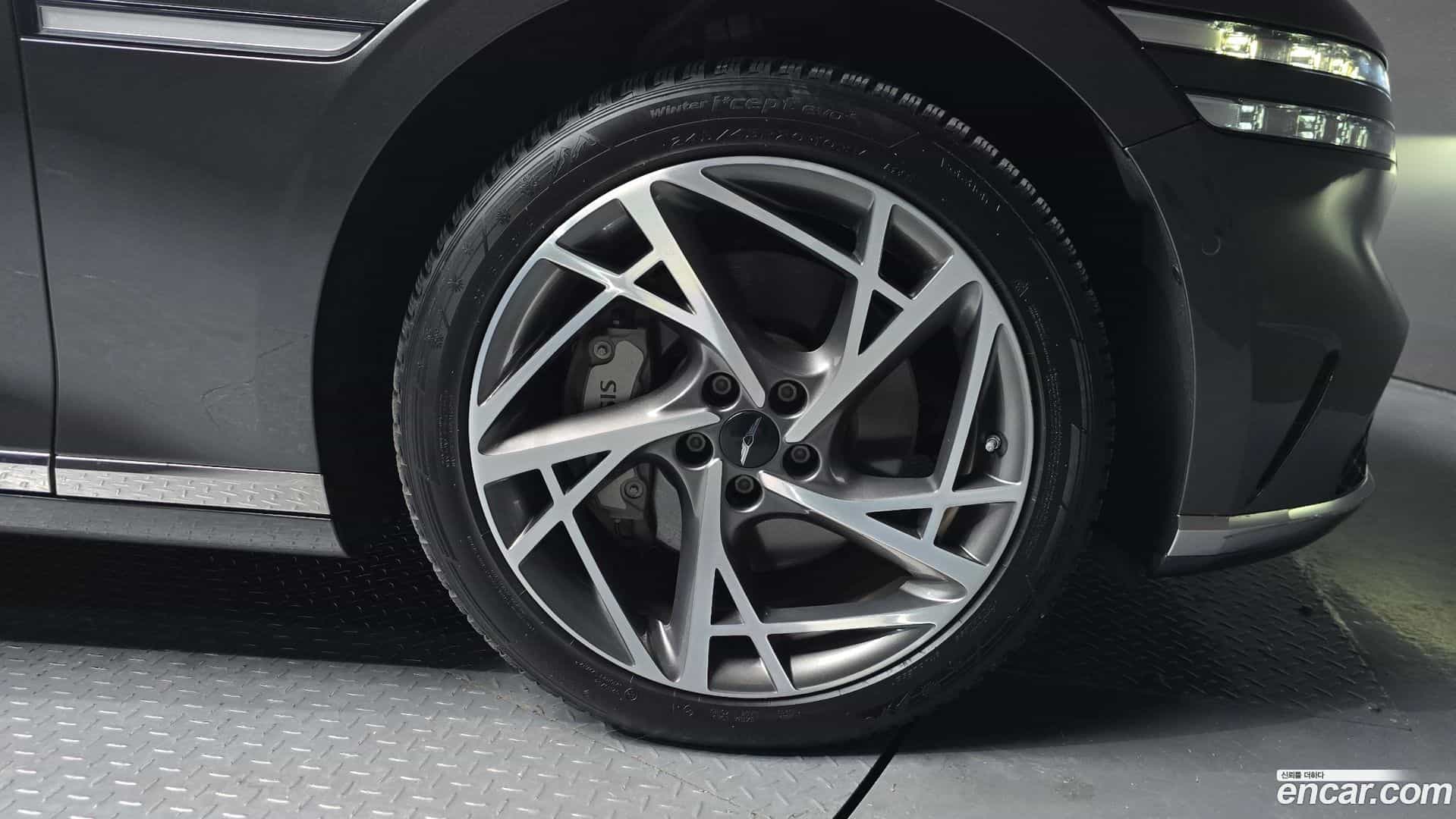 G90 Genesis 2022.8-OUTER-005