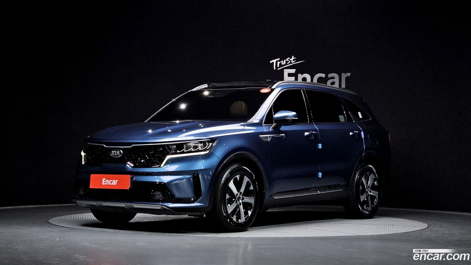 Main__Slider__Photo:Sorento Kia 2020.7-0