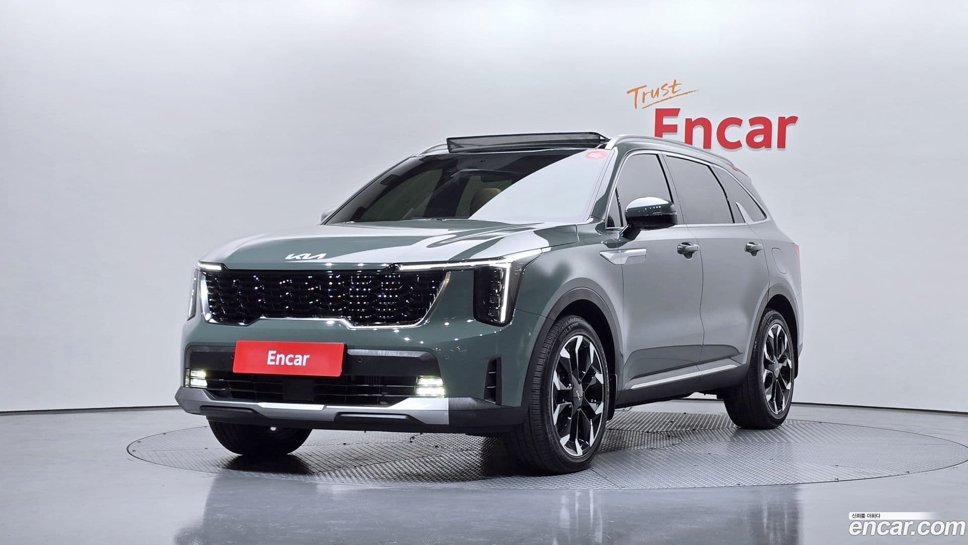 Main__Slider__Photo:Sorento Kia 2025.5-0
