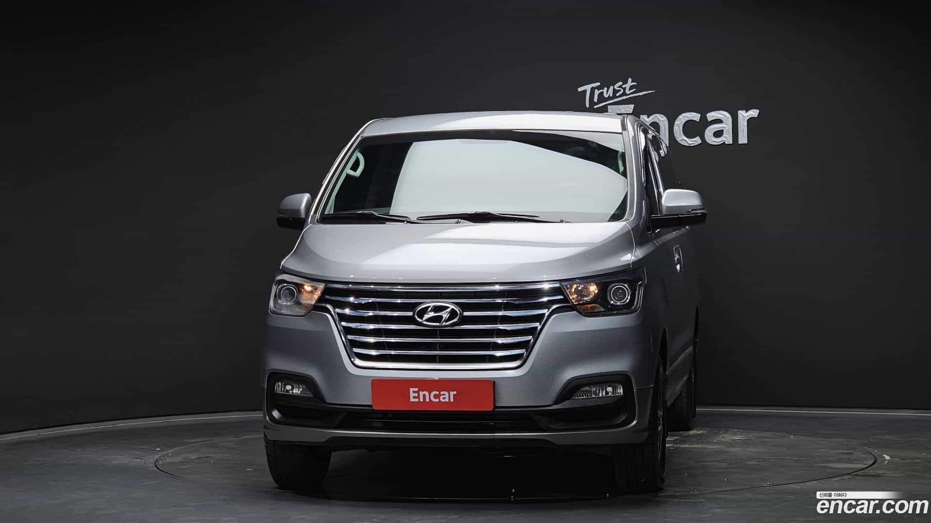 Starex Hyundai 2018.2-OUTER-003