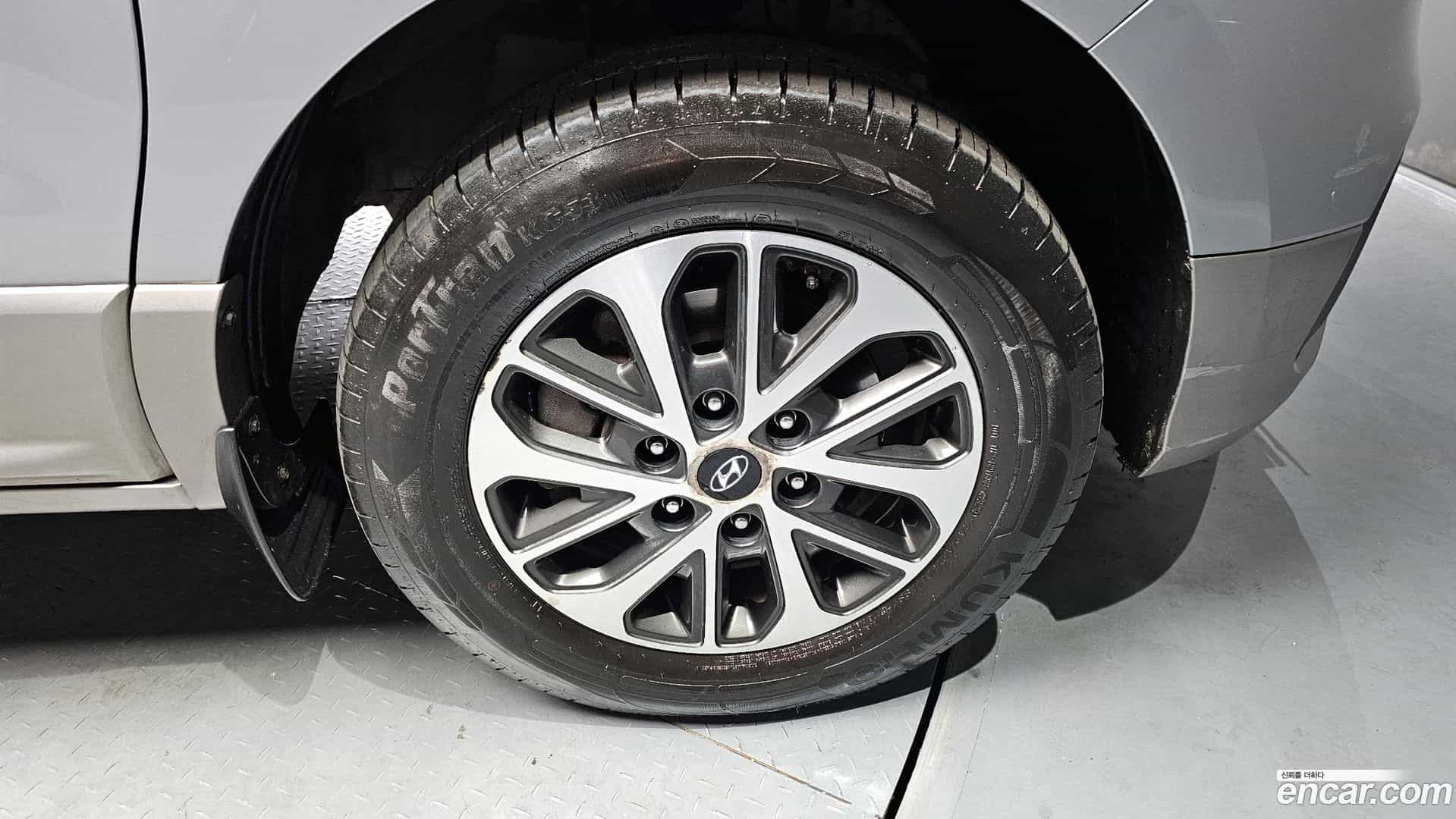 Starex Hyundai 2018.2-OUTER-005