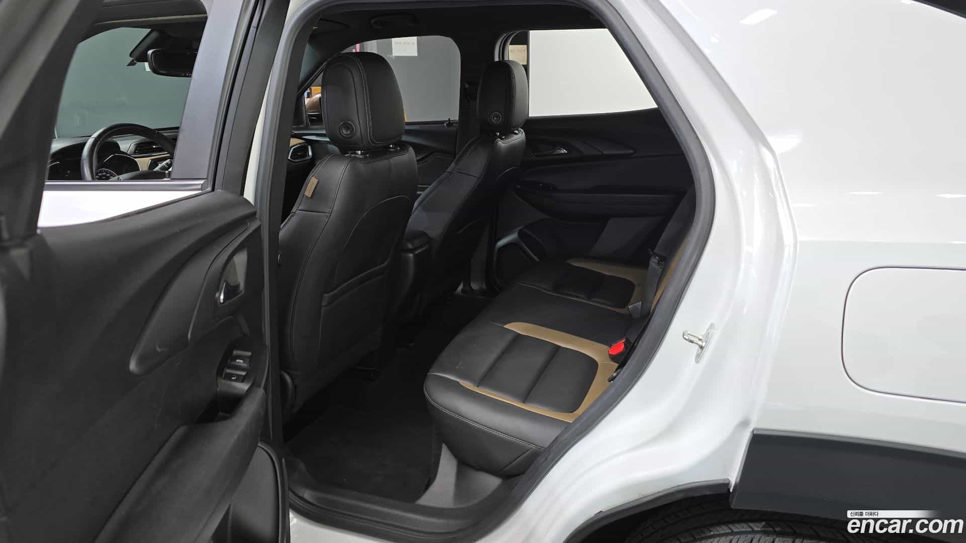 Trailblazer Chevrolet 2021.4-OPTION-015