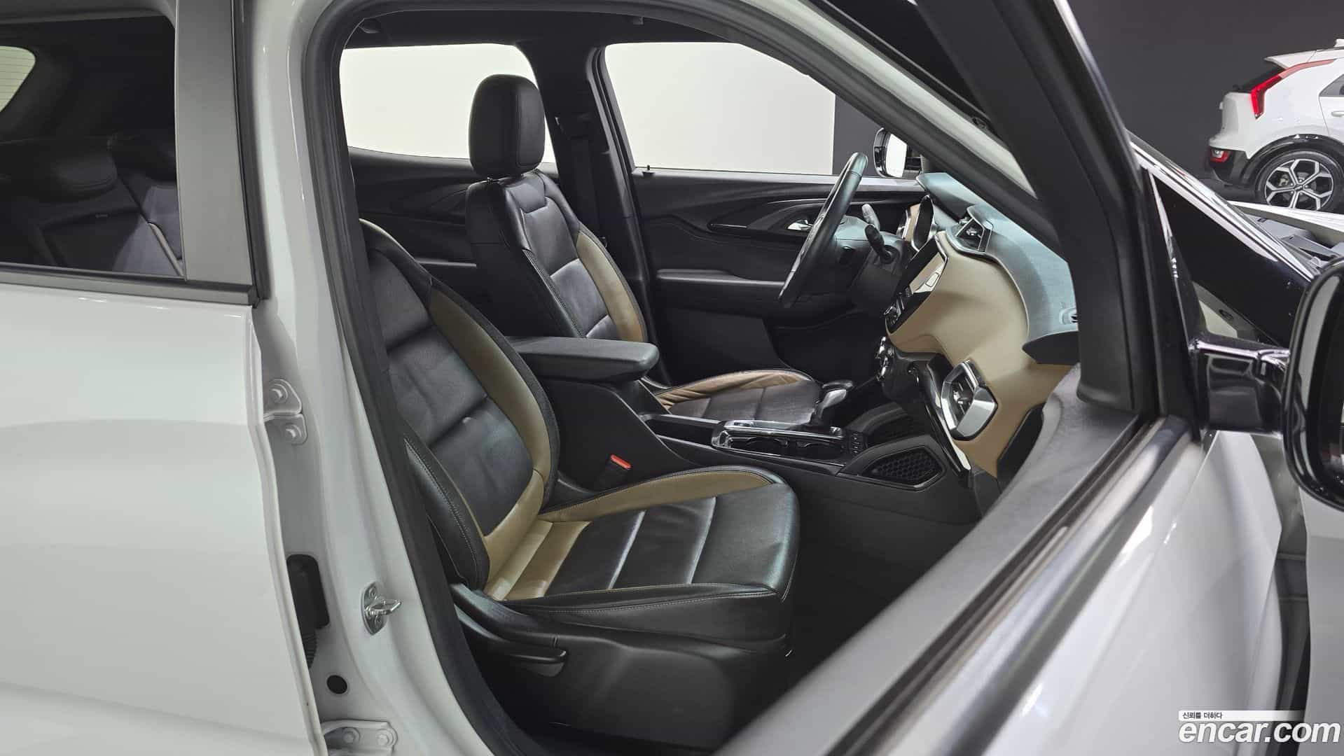 Trailblazer Chevrolet 2021.4-OPTION-016