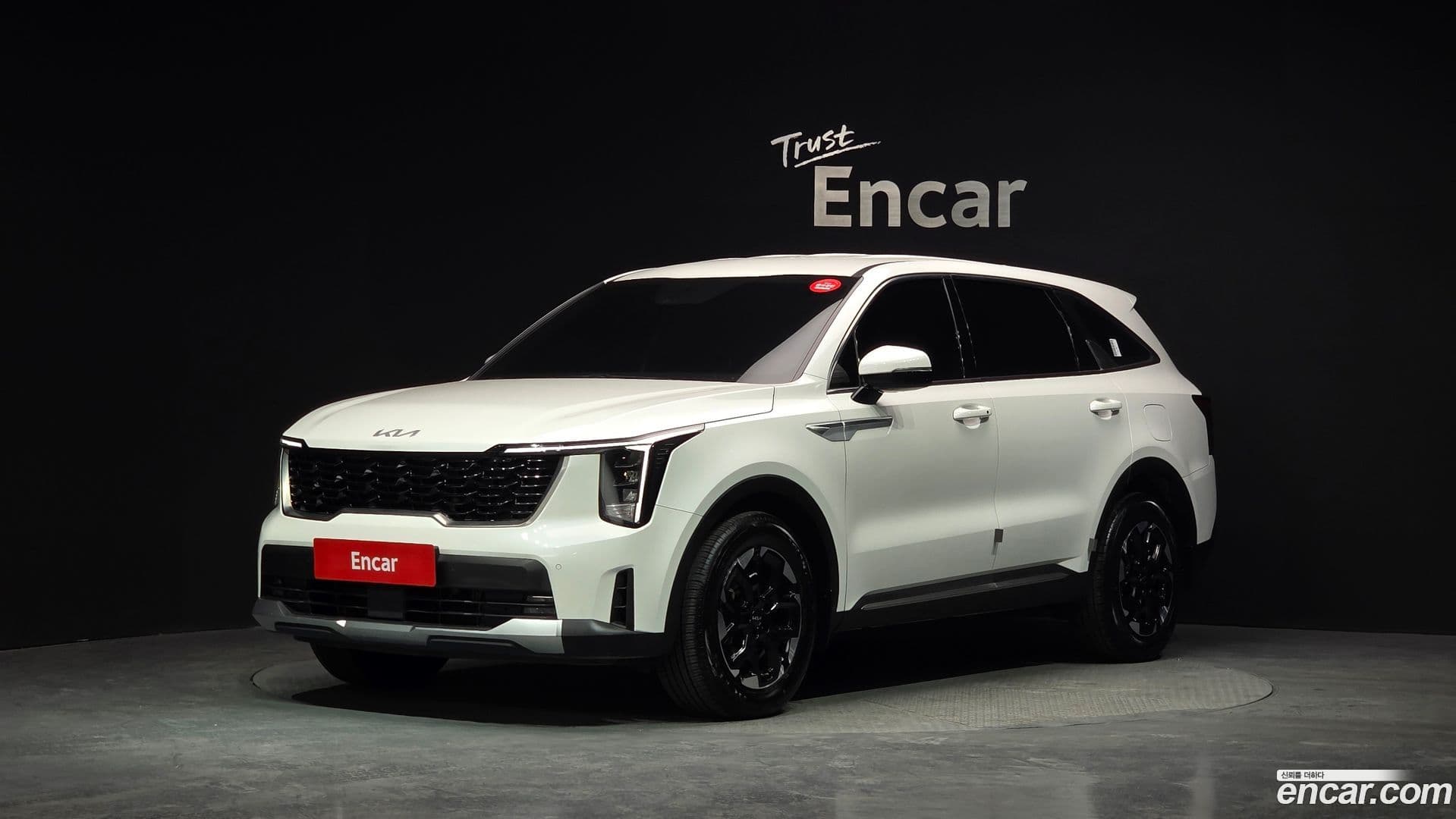Main__Slider__Photo:Sorento Kia 2023.8-0