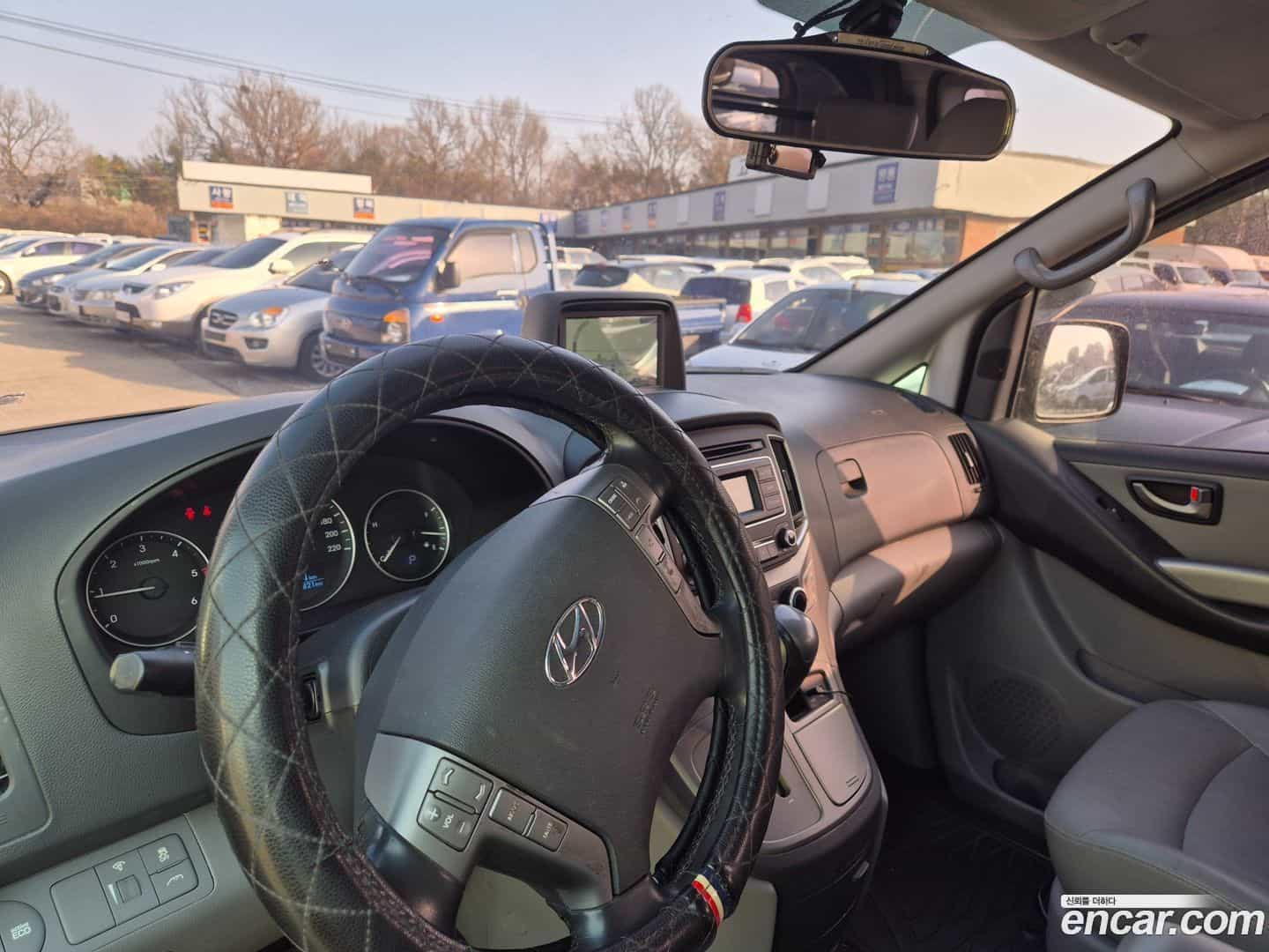 Starex Hyundai 2017.5-OPTION-017