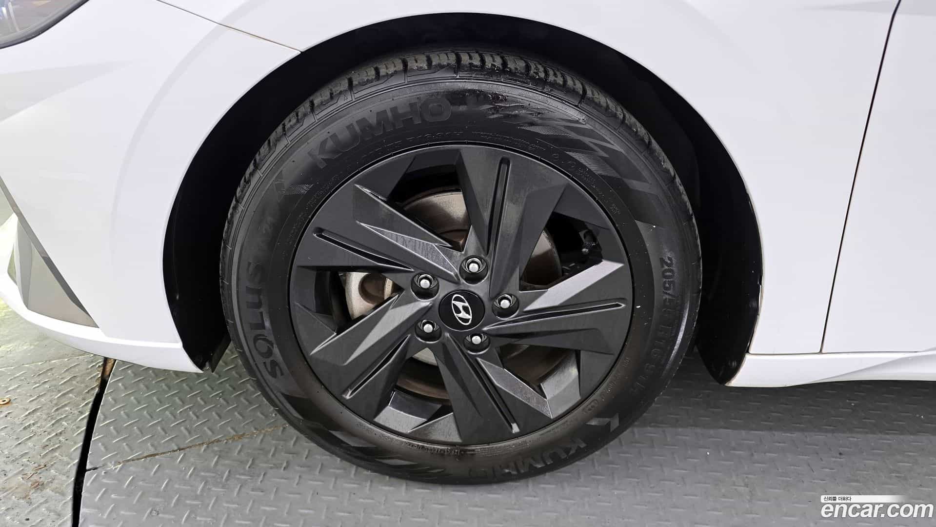 AVANTE Hyundai 2021.1-OUTER-005