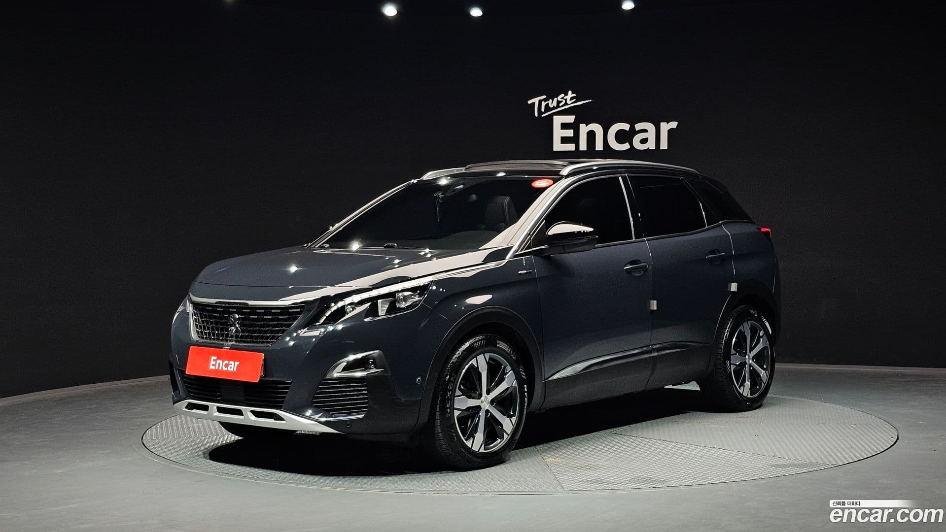 Main__Slider__Photo:3008 Peugeot 2017.3-0