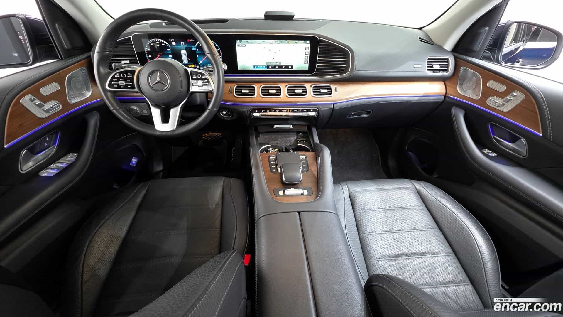 GLE-Class Mercedes-Benz 2021.3-INNER-007