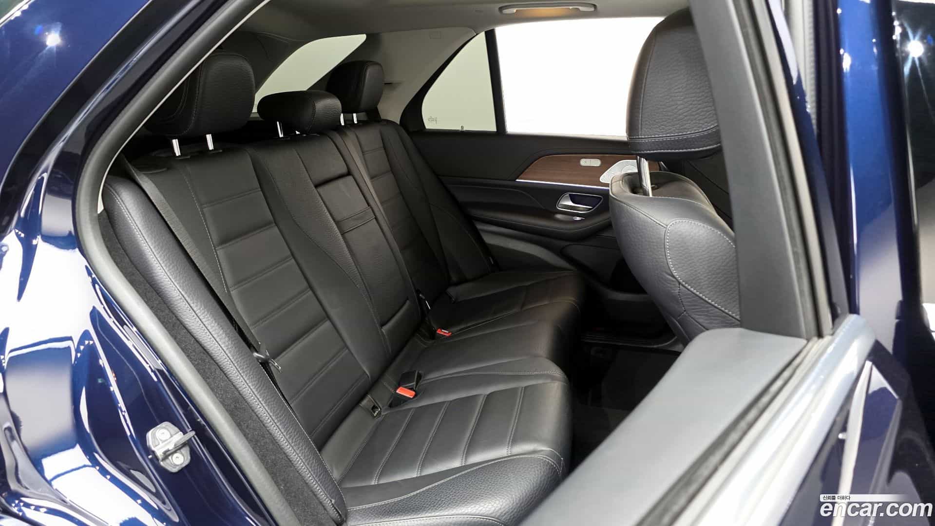 GLE-Class Mercedes-Benz 2021.3-OPTION-016