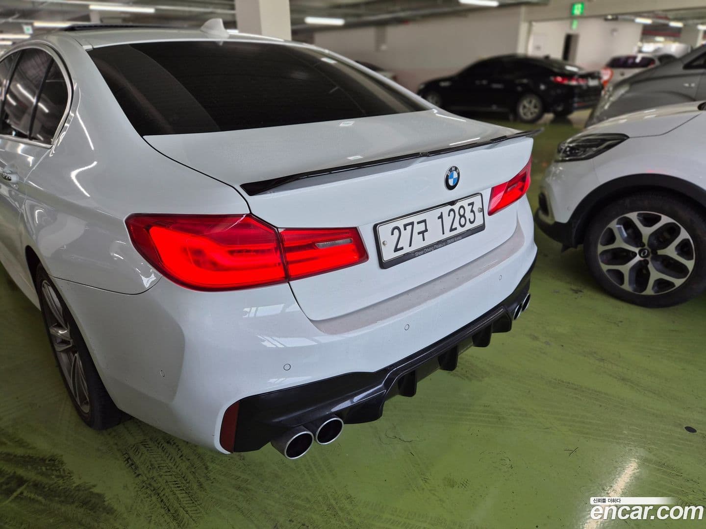 Main__Slider__Photo:5-Series BMW 2017.10-0