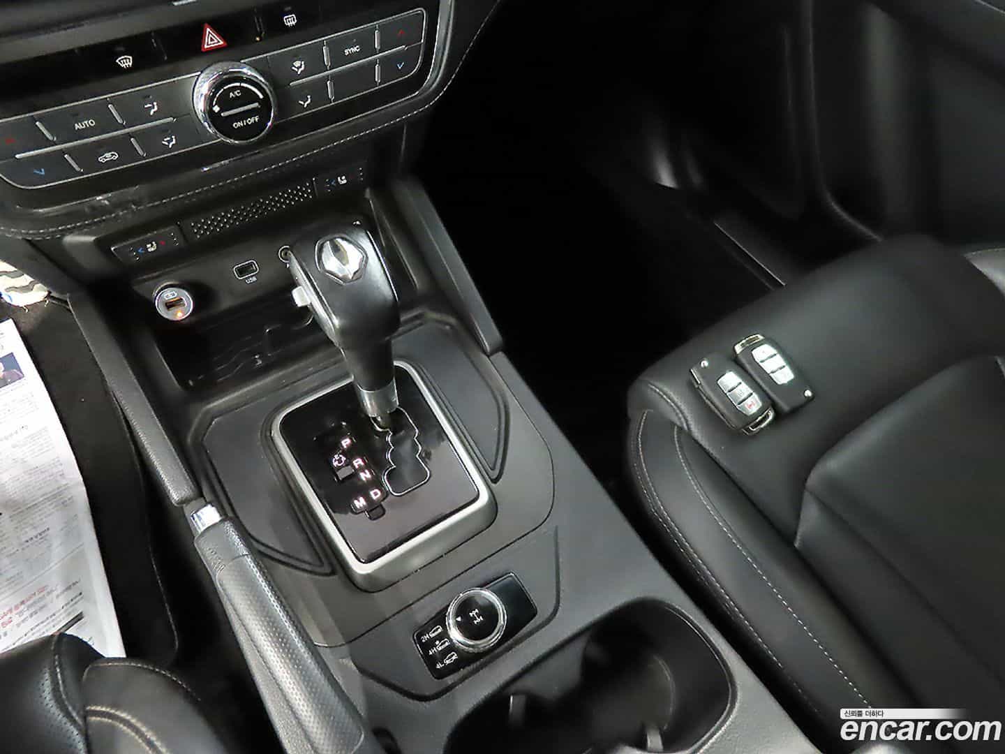 Rexton KG Mobility 2019.1-INNER-009