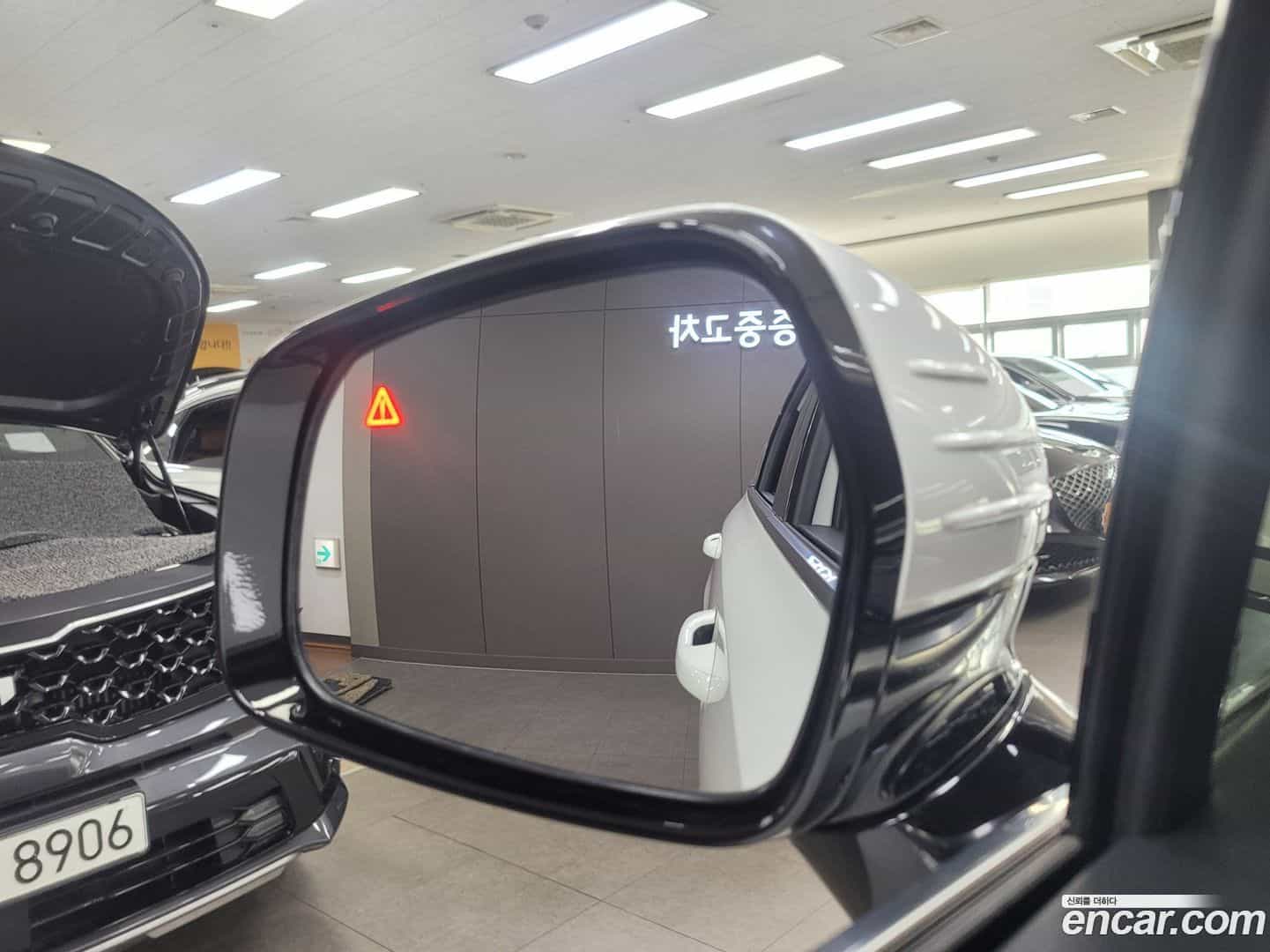 Sorento Kia 2023.8-INNER-010