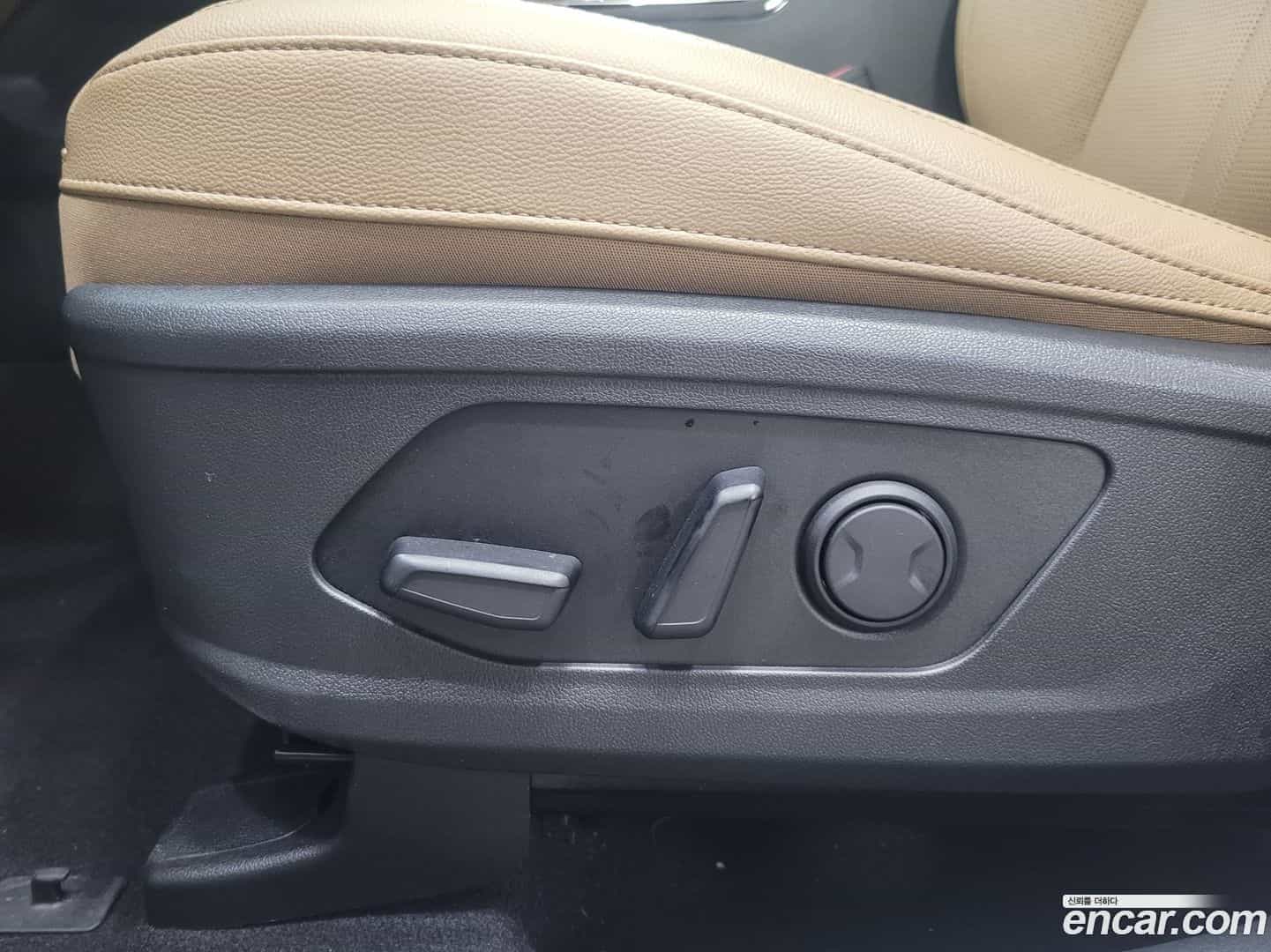 Sorento Kia 2023.8-OPTION-020