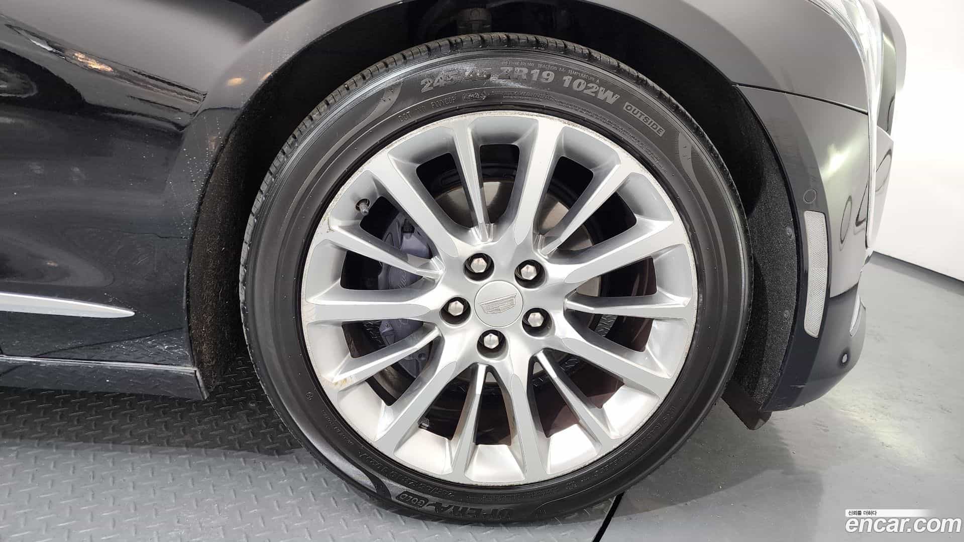 CT6 Cadillac 2018.11-OUTER-005