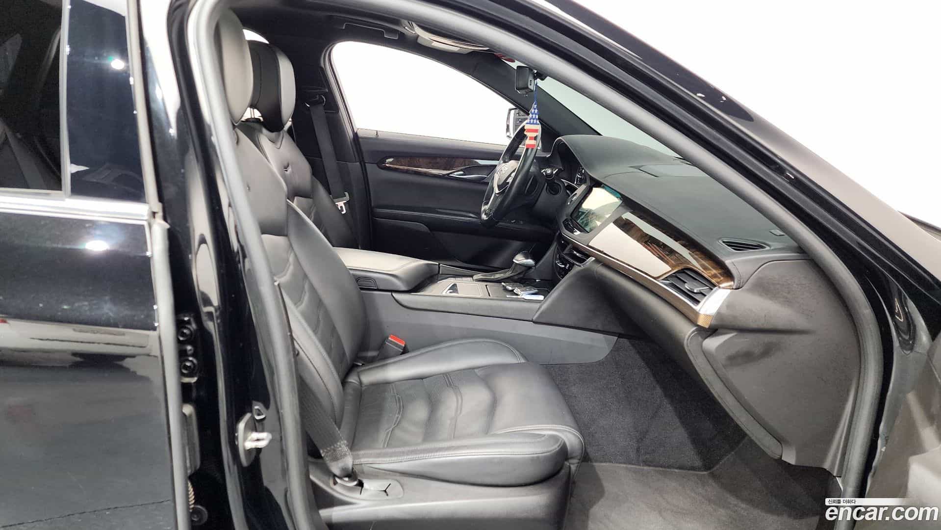 CT6 Cadillac 2018.11-OPTION-015
