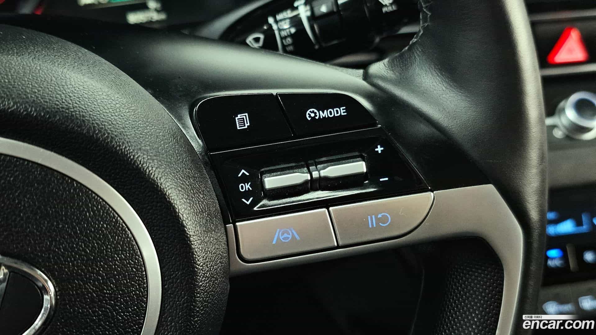 AVANTE Hyundai 2022.4-OPTION-018