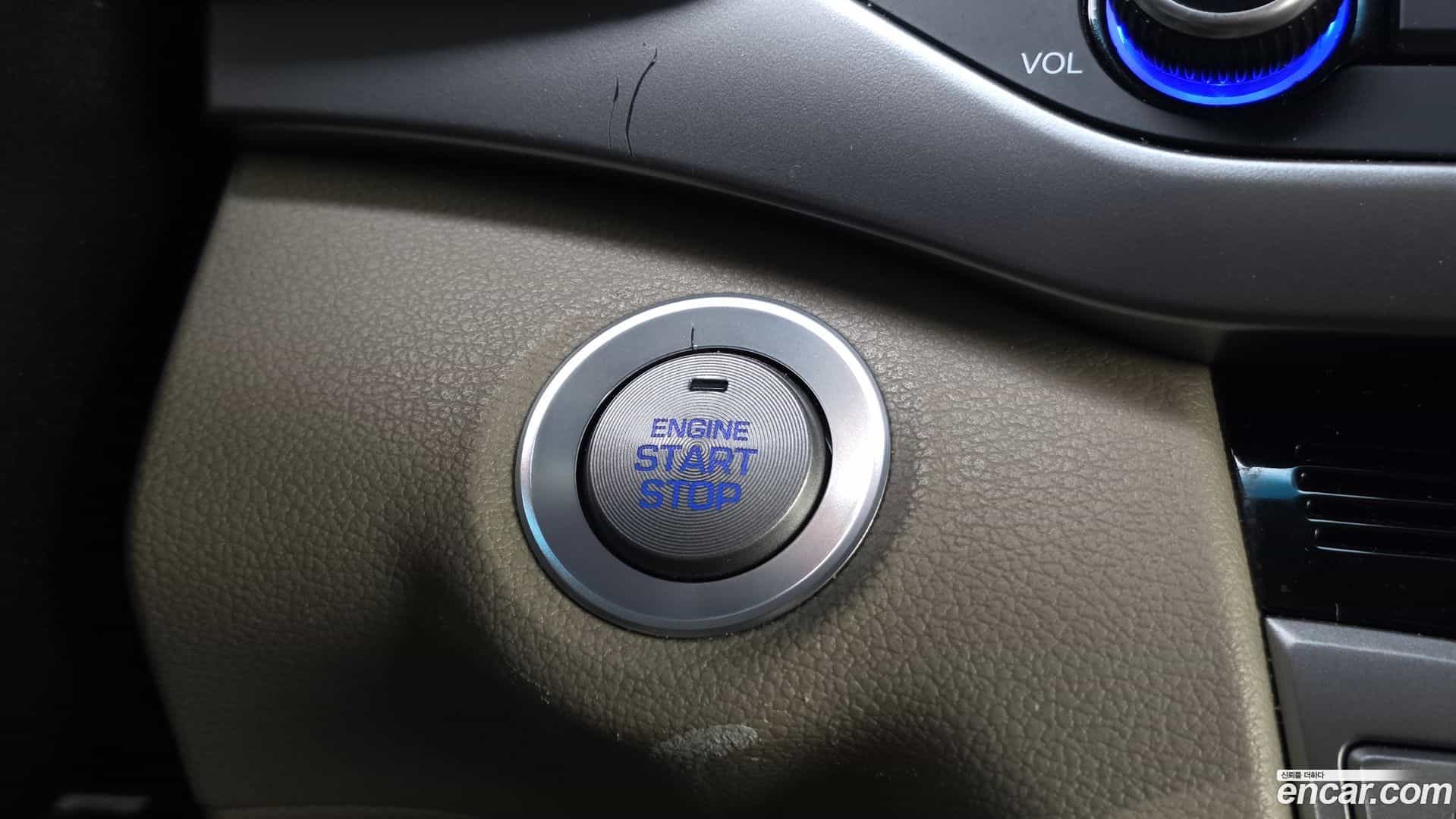 AVANTE Hyundai 2016.1-OPTION-019