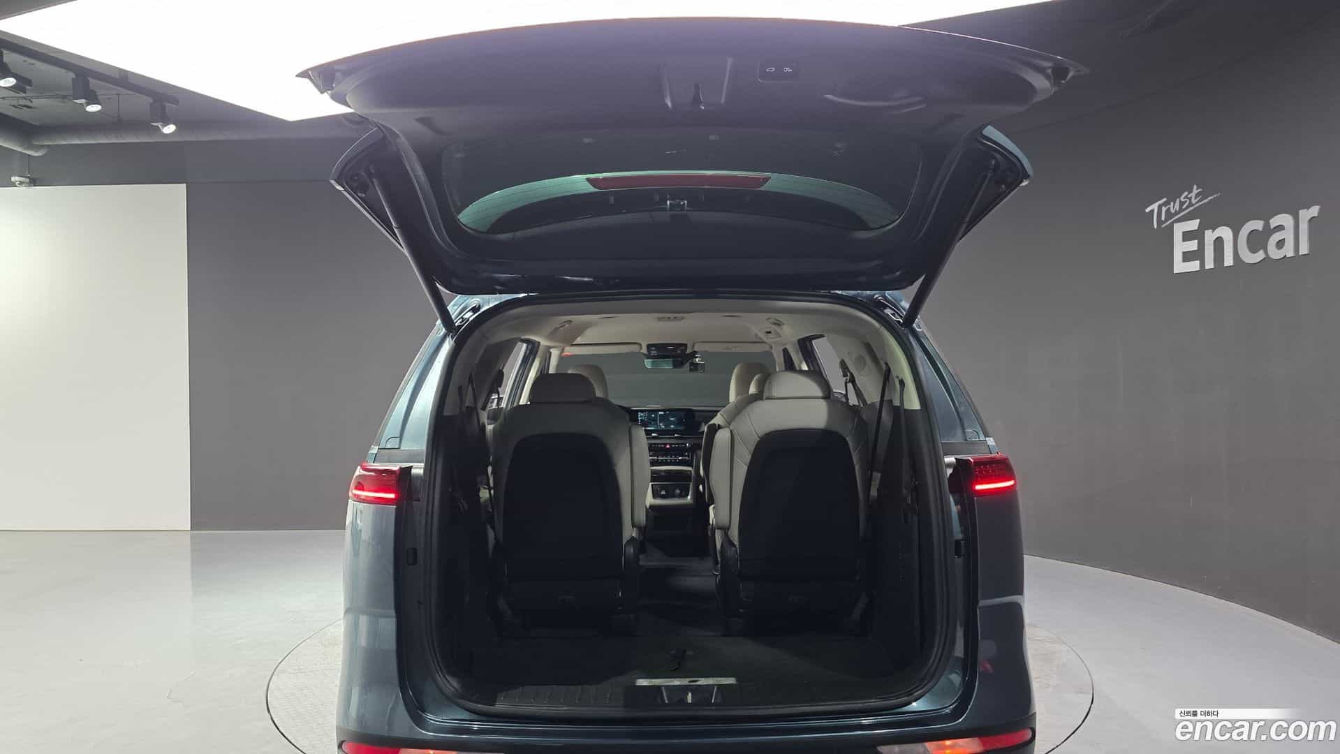 Canival Kia 2020.9-OPTION-024