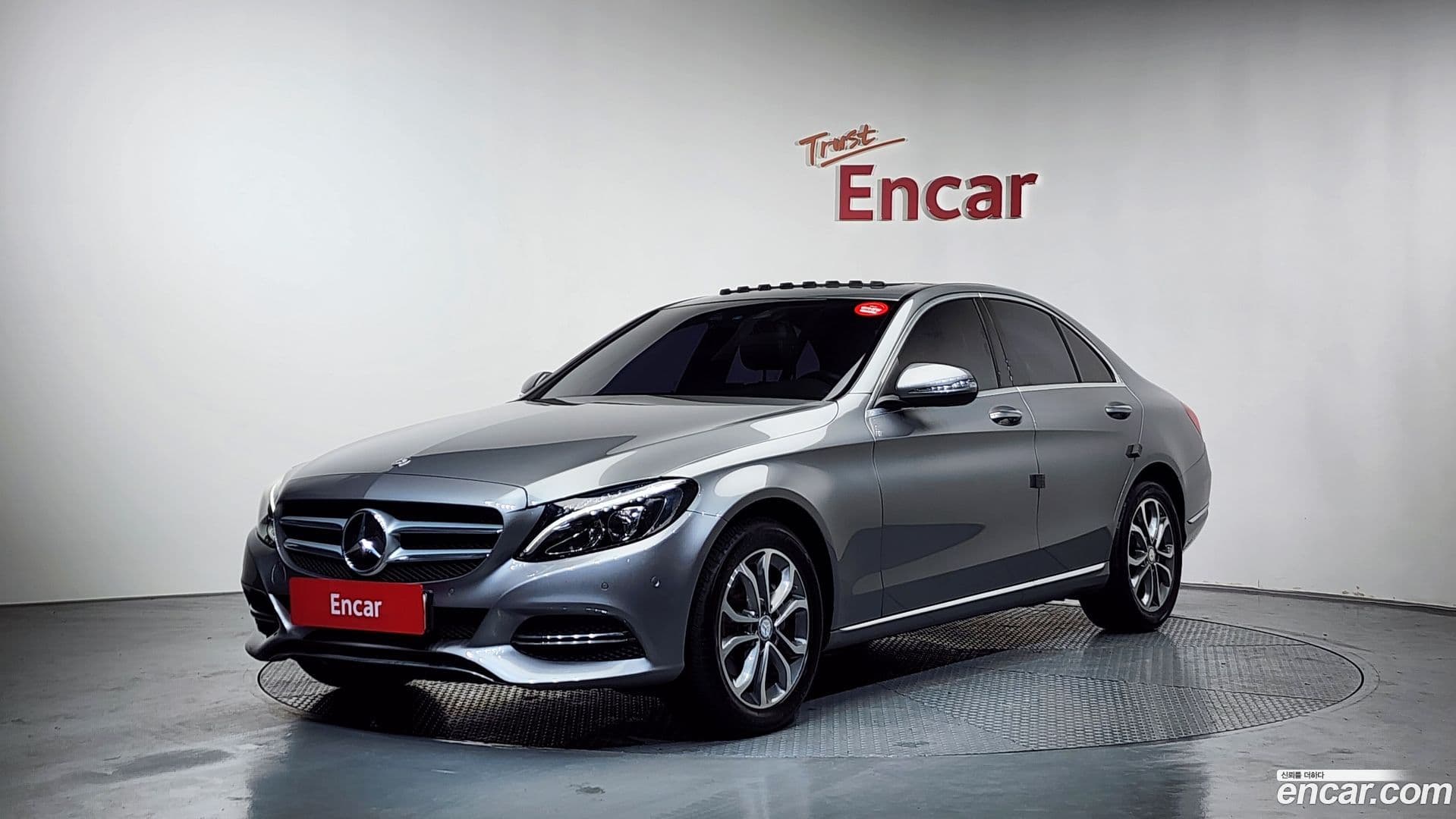 Main__Slider__Photo:C-Class Mercedes-Benz 2015.1-0