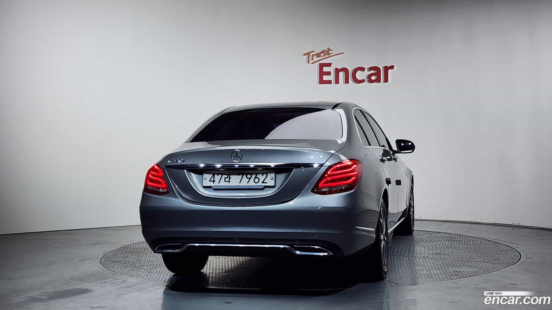 C-Class Mercedes-Benz 2015.1-OUTER-004