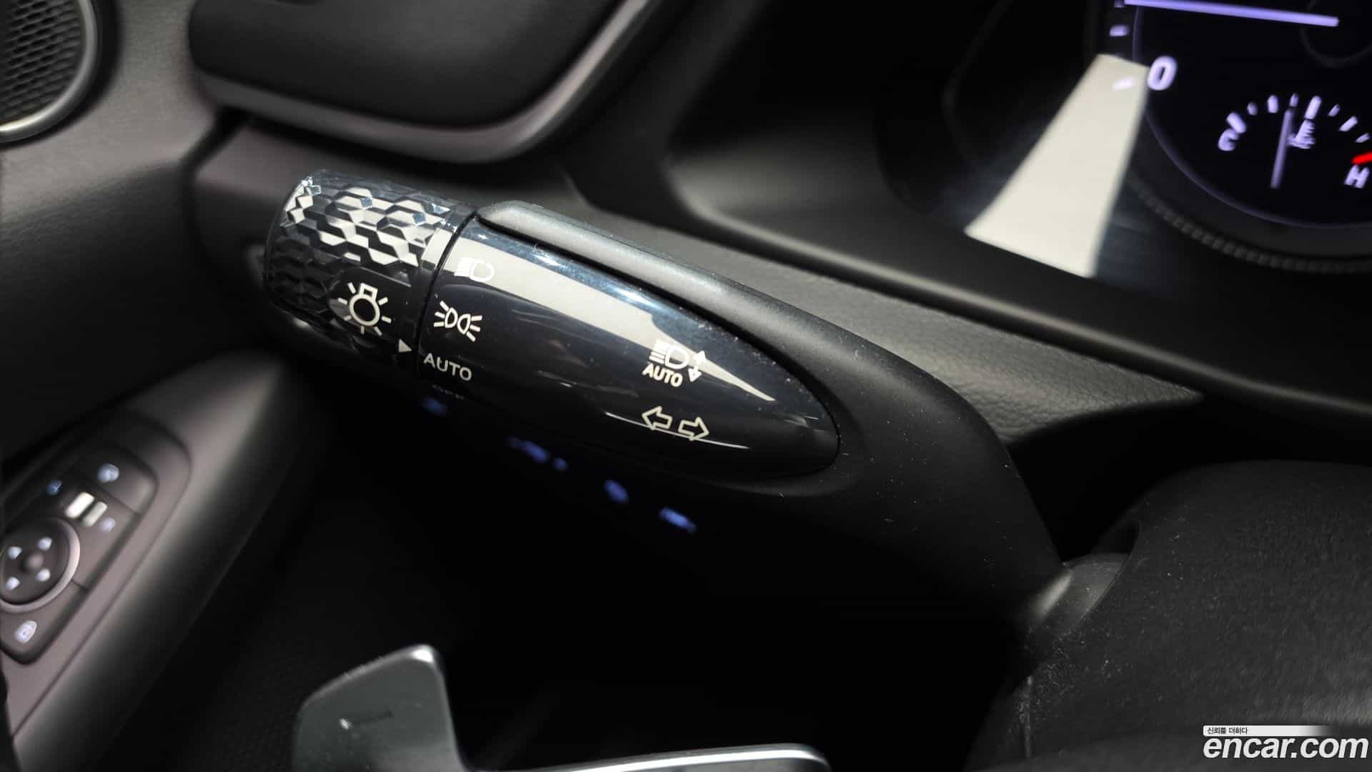 Sonata Hyundai 2019.5-OPTION-022