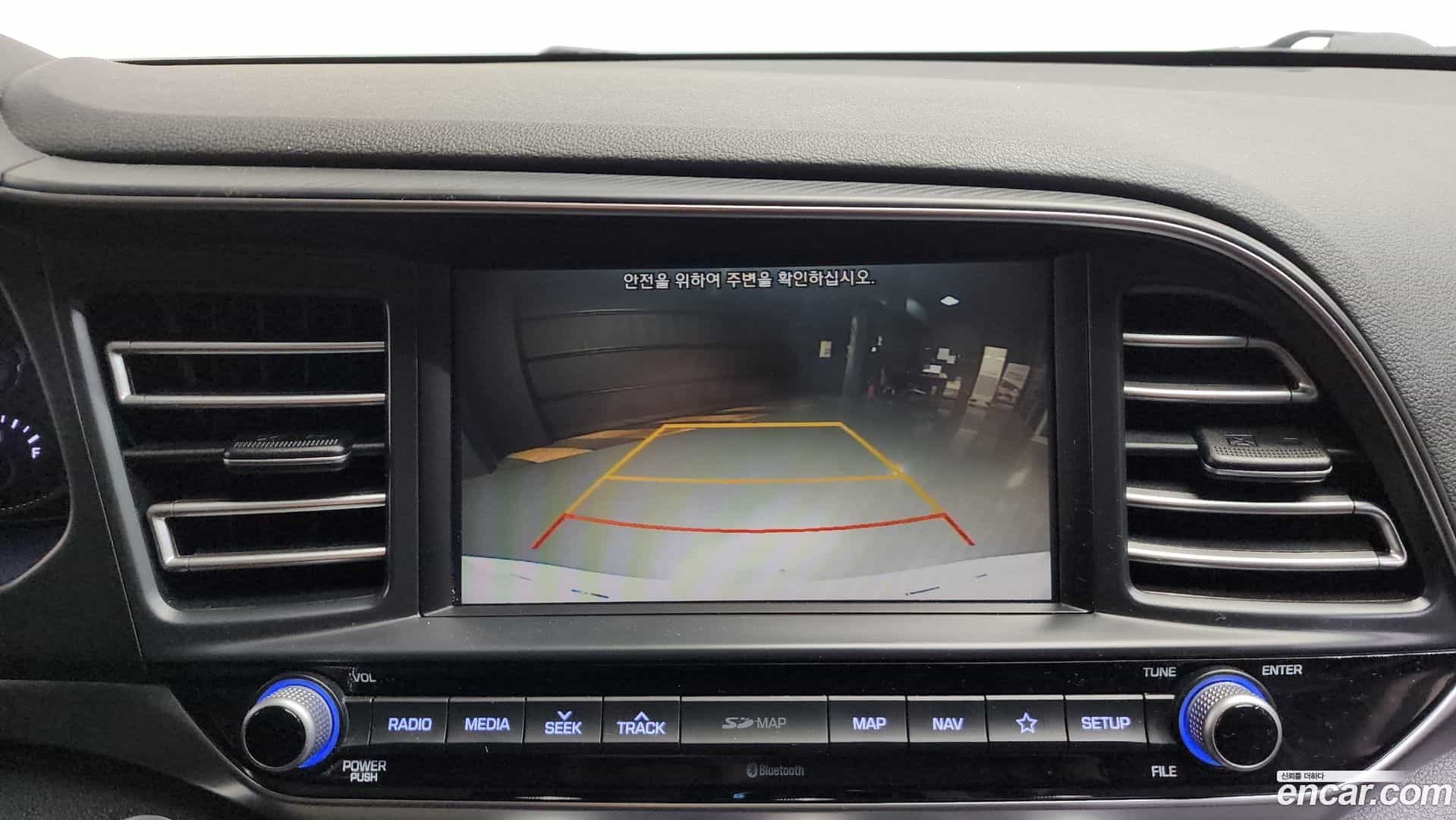 AVANTE Hyundai 2020.0-OPTION-021