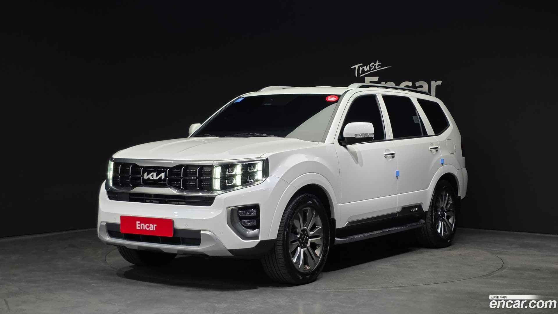 Main__Slider__Photo:Mohave Kia 2022.1-0