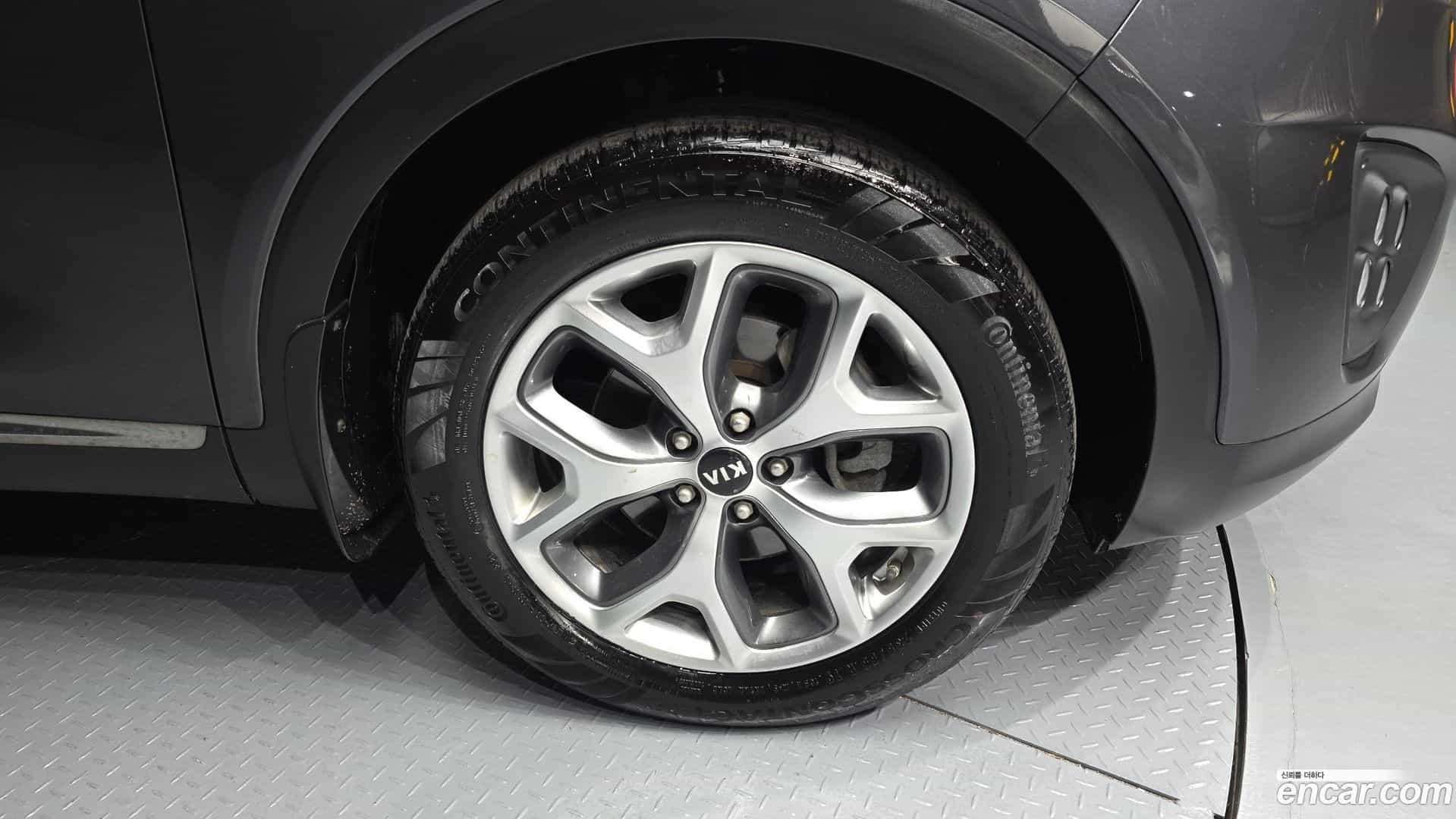 Sorento Kia 2016.8-OUTER-005
