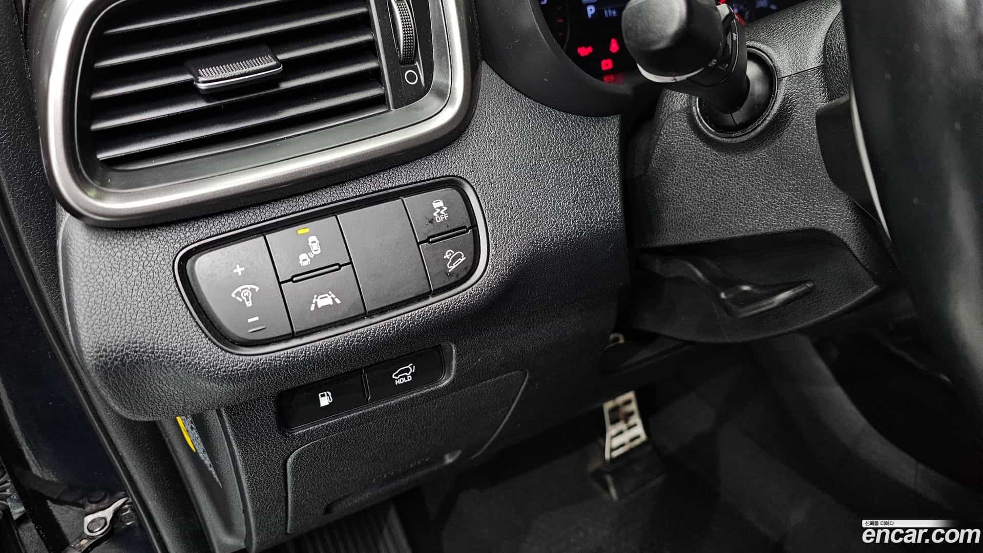 Sorento Kia 2018.7-OPTION-017