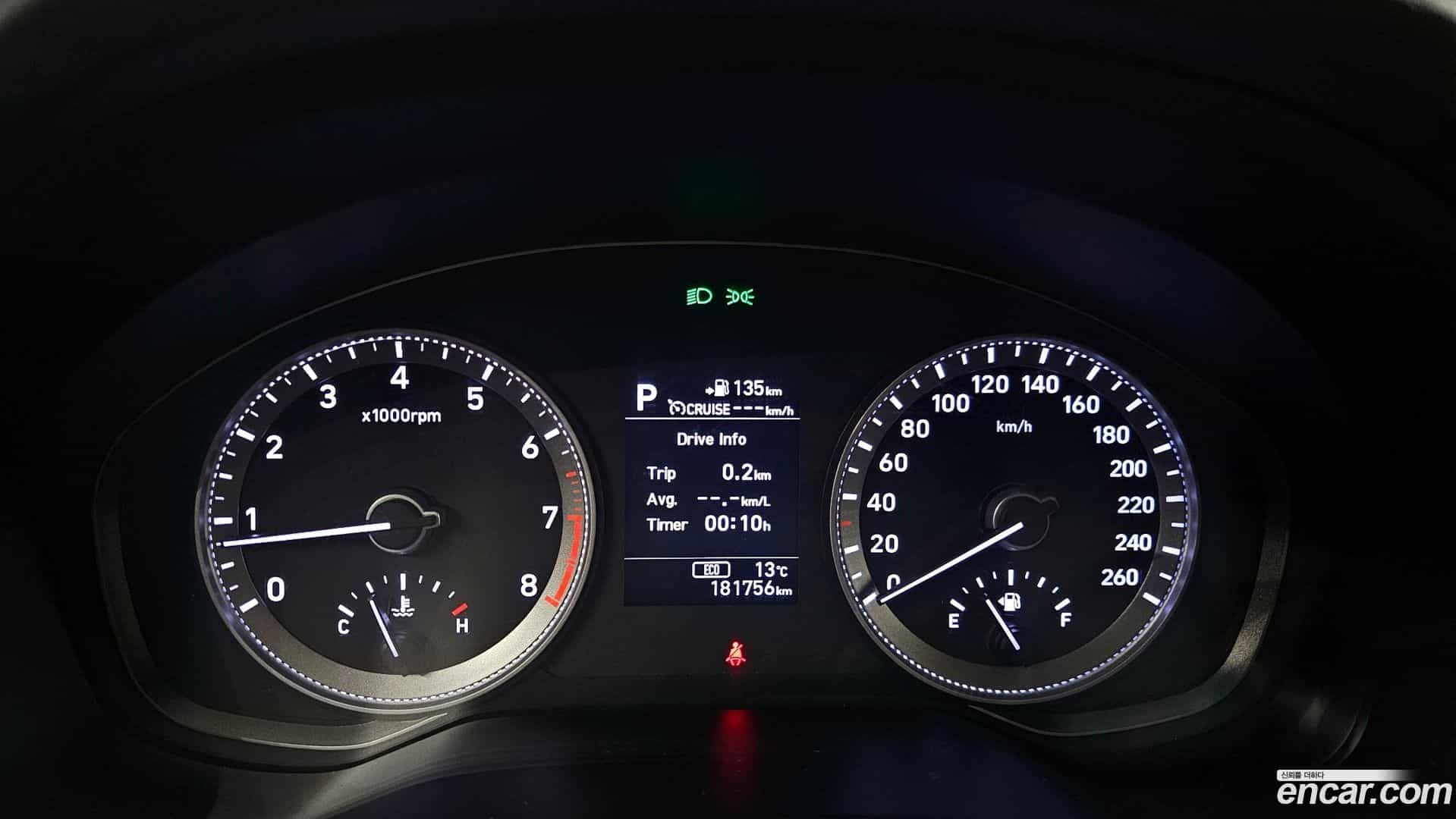 Grandeur Hyundai 2017.2-INNER-008