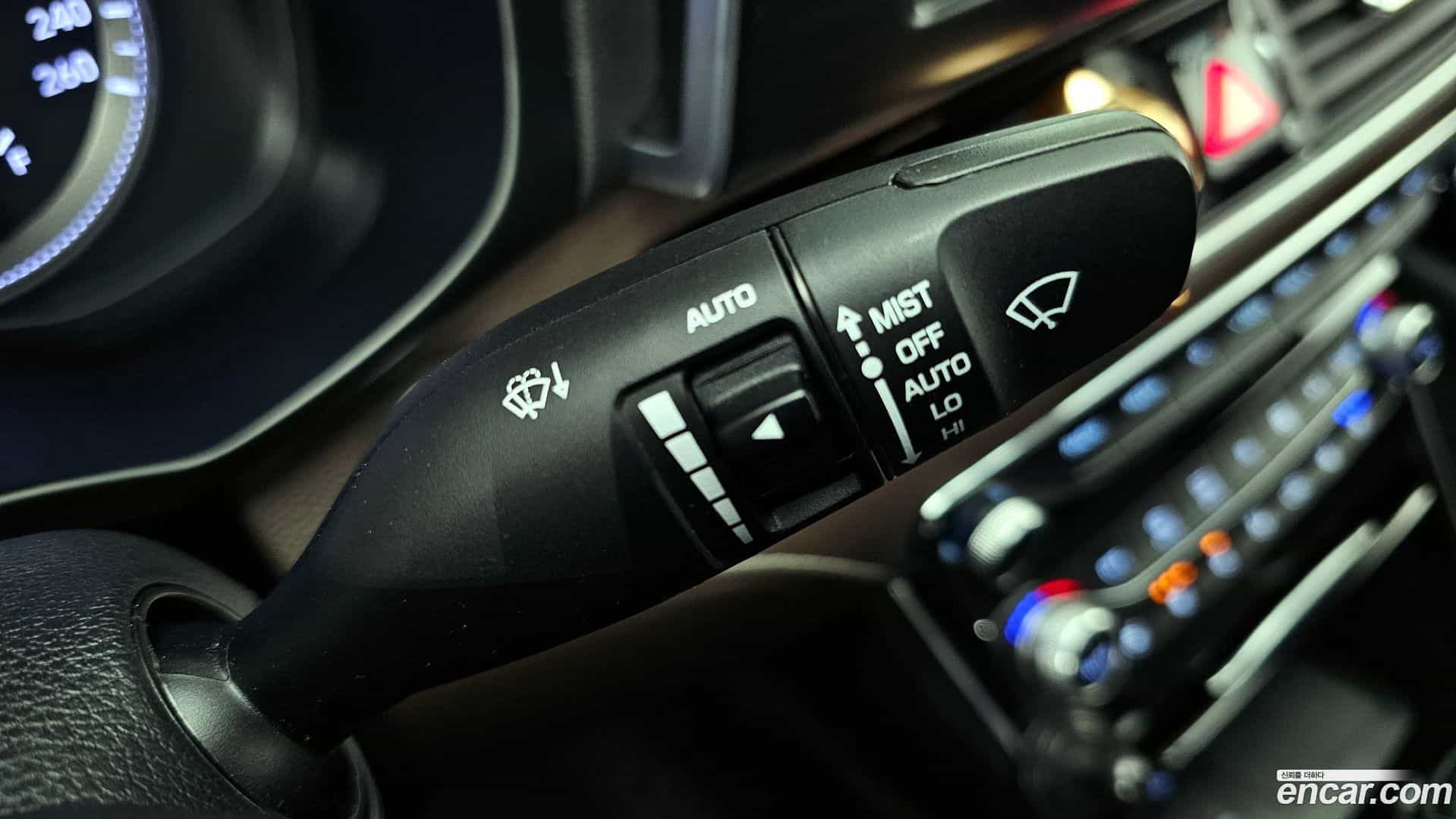 Grandeur Hyundai 2017.2-OPTION-019