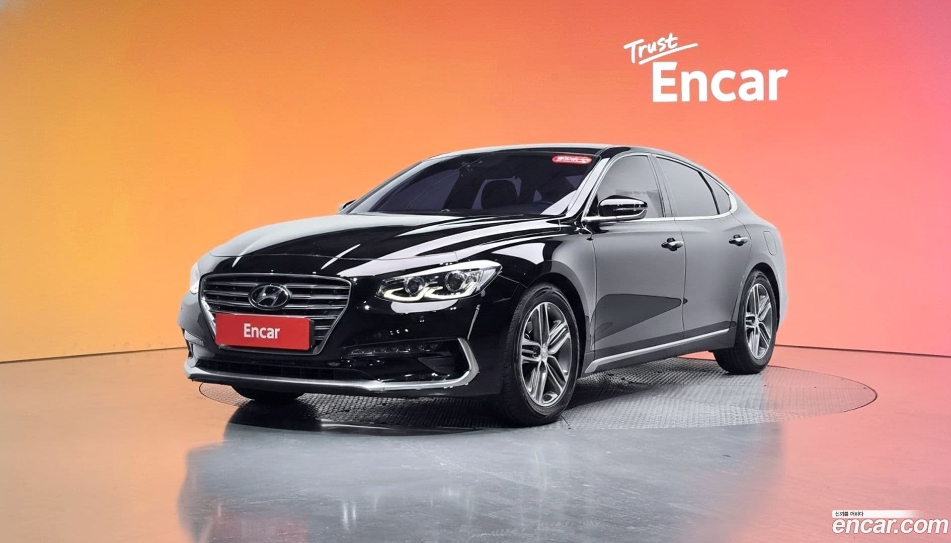 Main__Slider__Photo:Grandeur Hyundai 2018.6-0