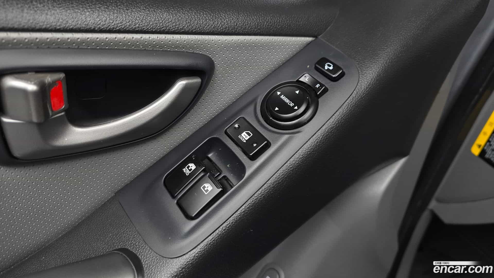 Starex Hyundai 2018.11-OPTION-015