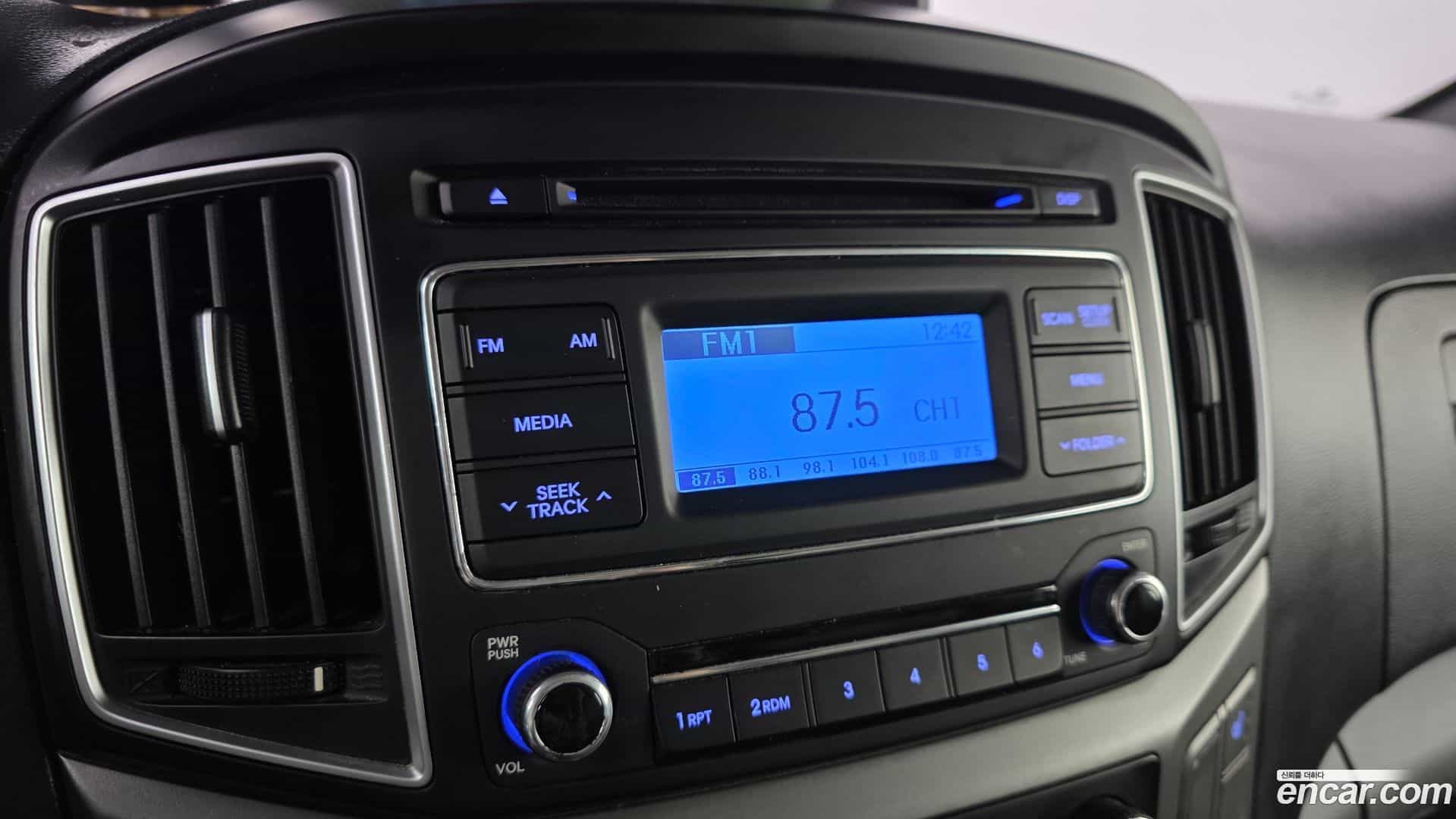 Starex Hyundai 2018.11-OPTION-020