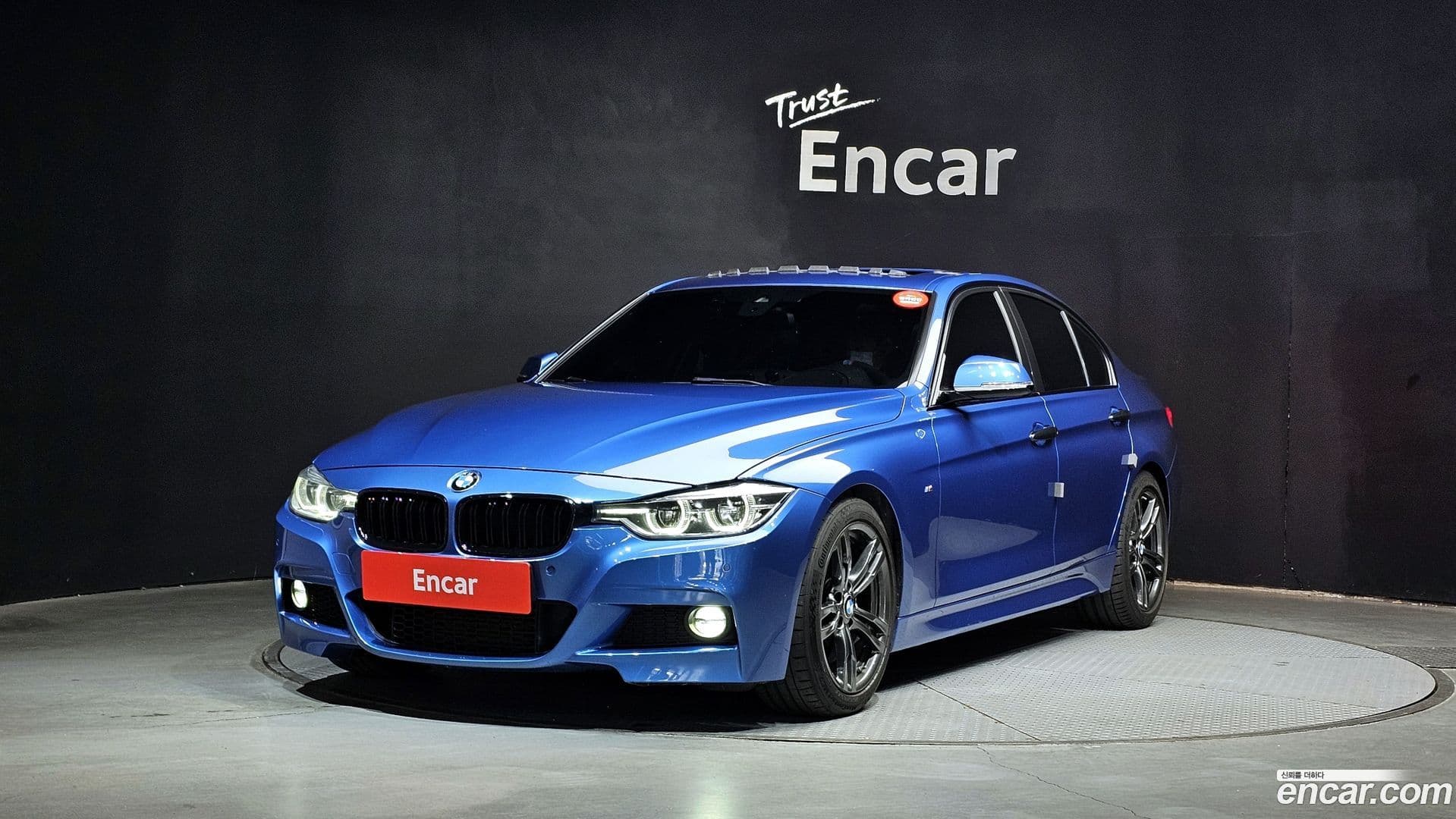 Main__Slider__Photo:3-Series BMW 2017.8-0
