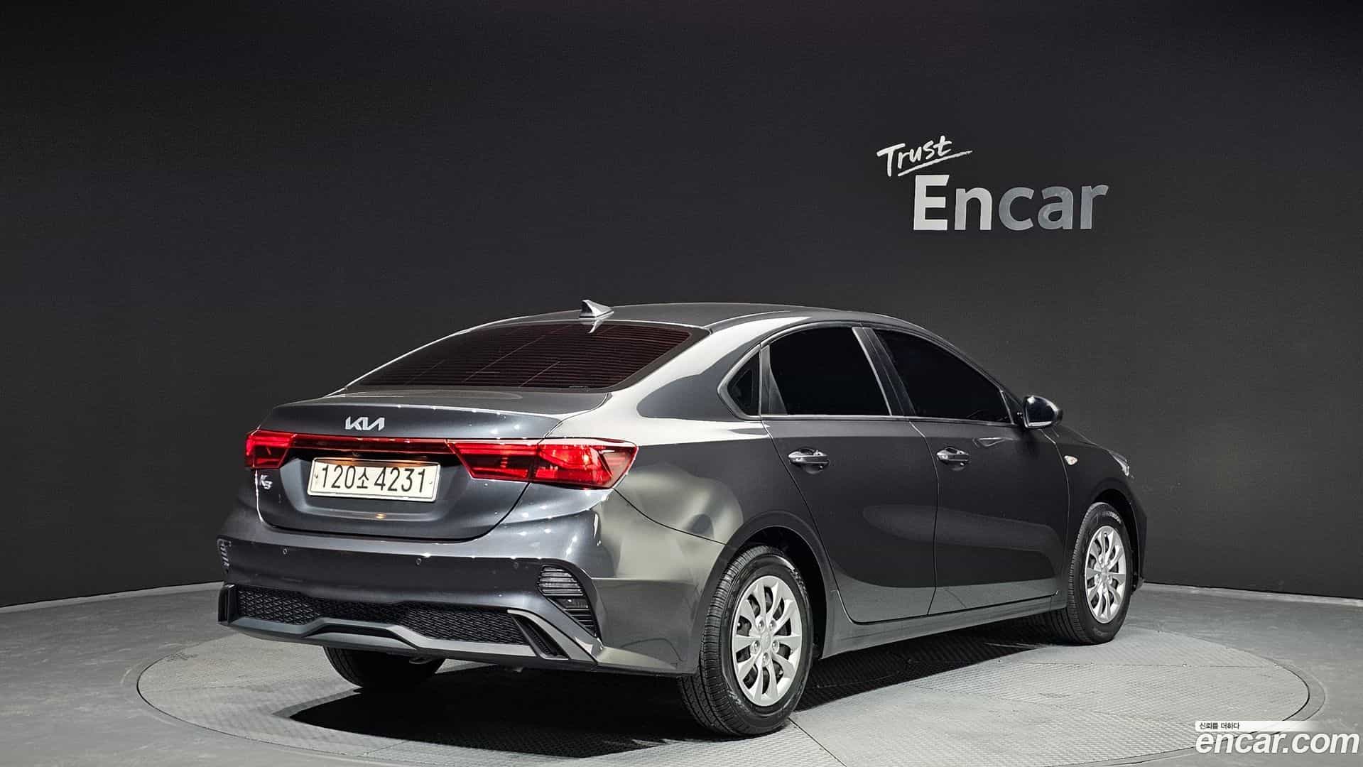 K3 Kia 2021.11-OUTER-002