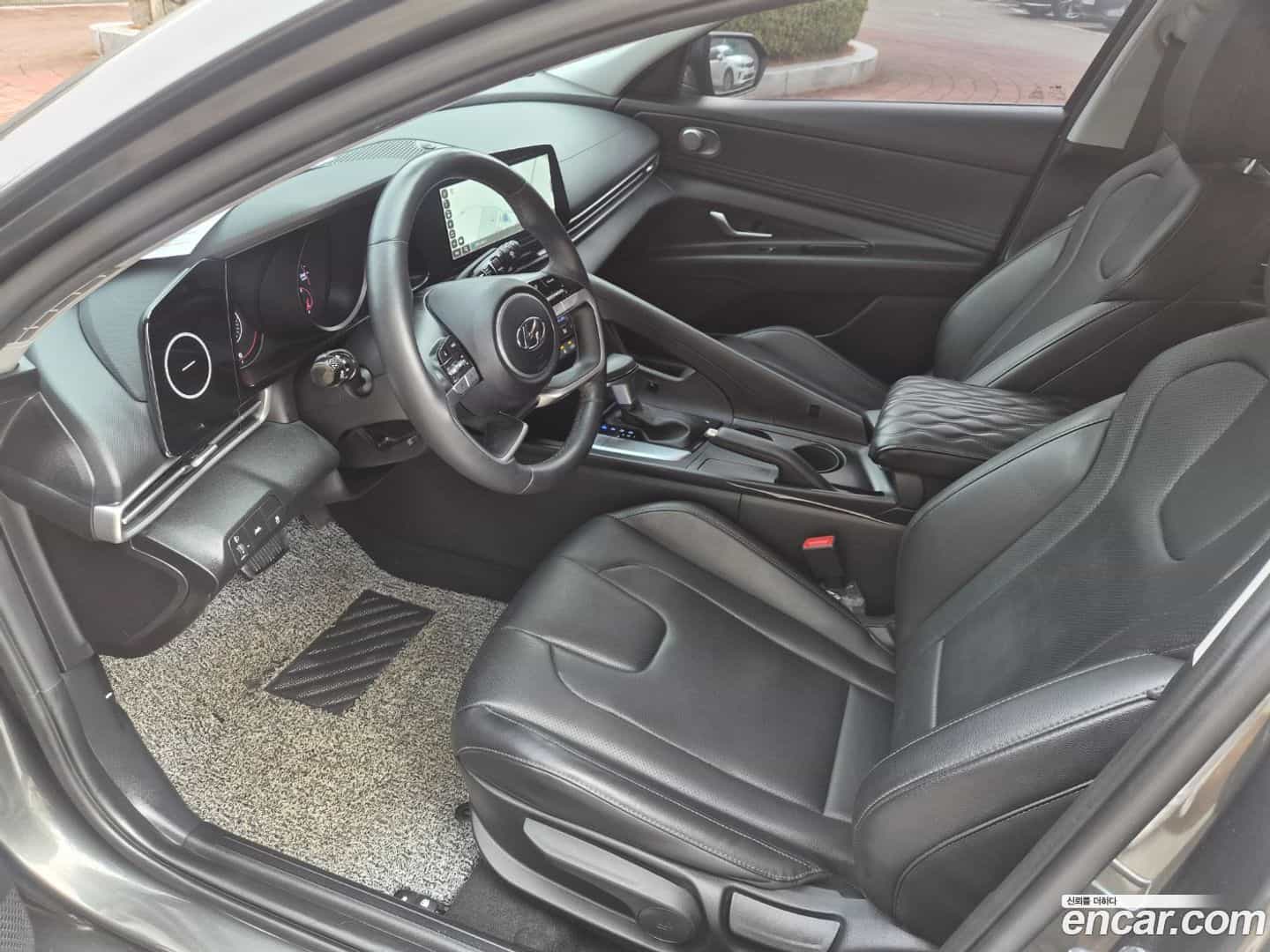 AVANTE Hyundai 2022.0-OPTION-015