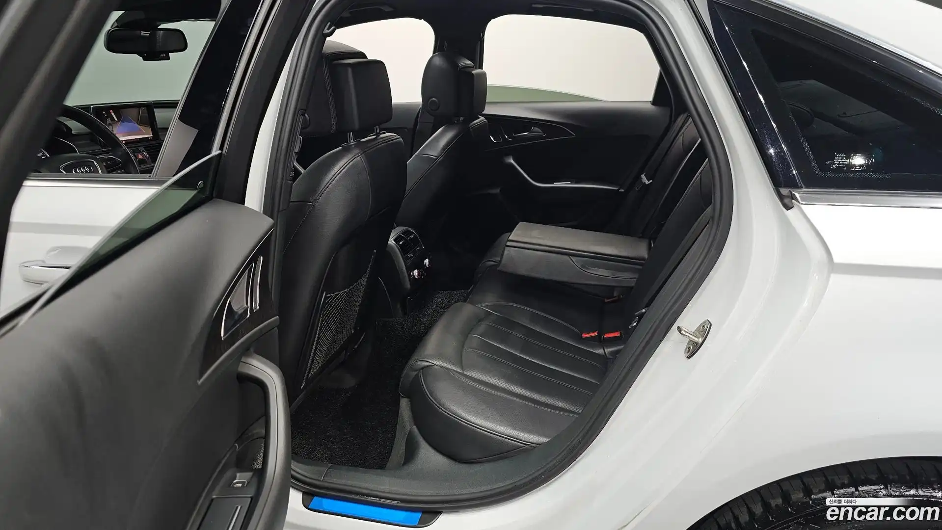 A6 Audi 2018.11-OPTION-015