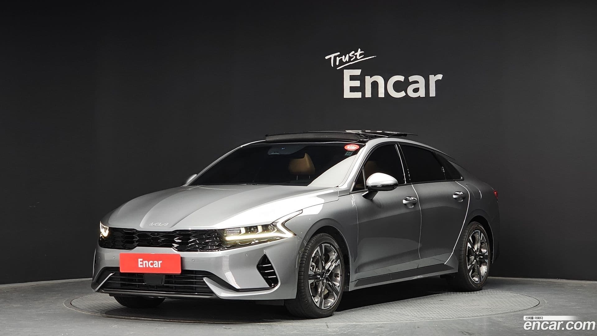 Main__Slider__Photo:K5 Kia 2021.11-0