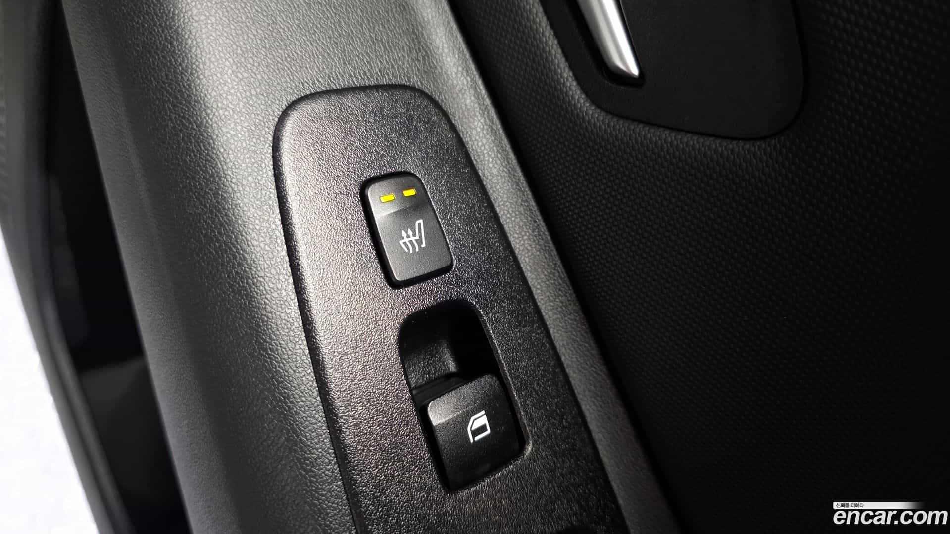 AVANTE Hyundai 2020.10-OPTION-021