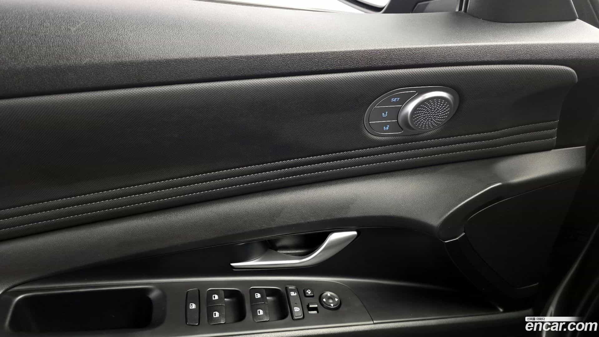 AVANTE Hyundai 2020.10-OPTION-023