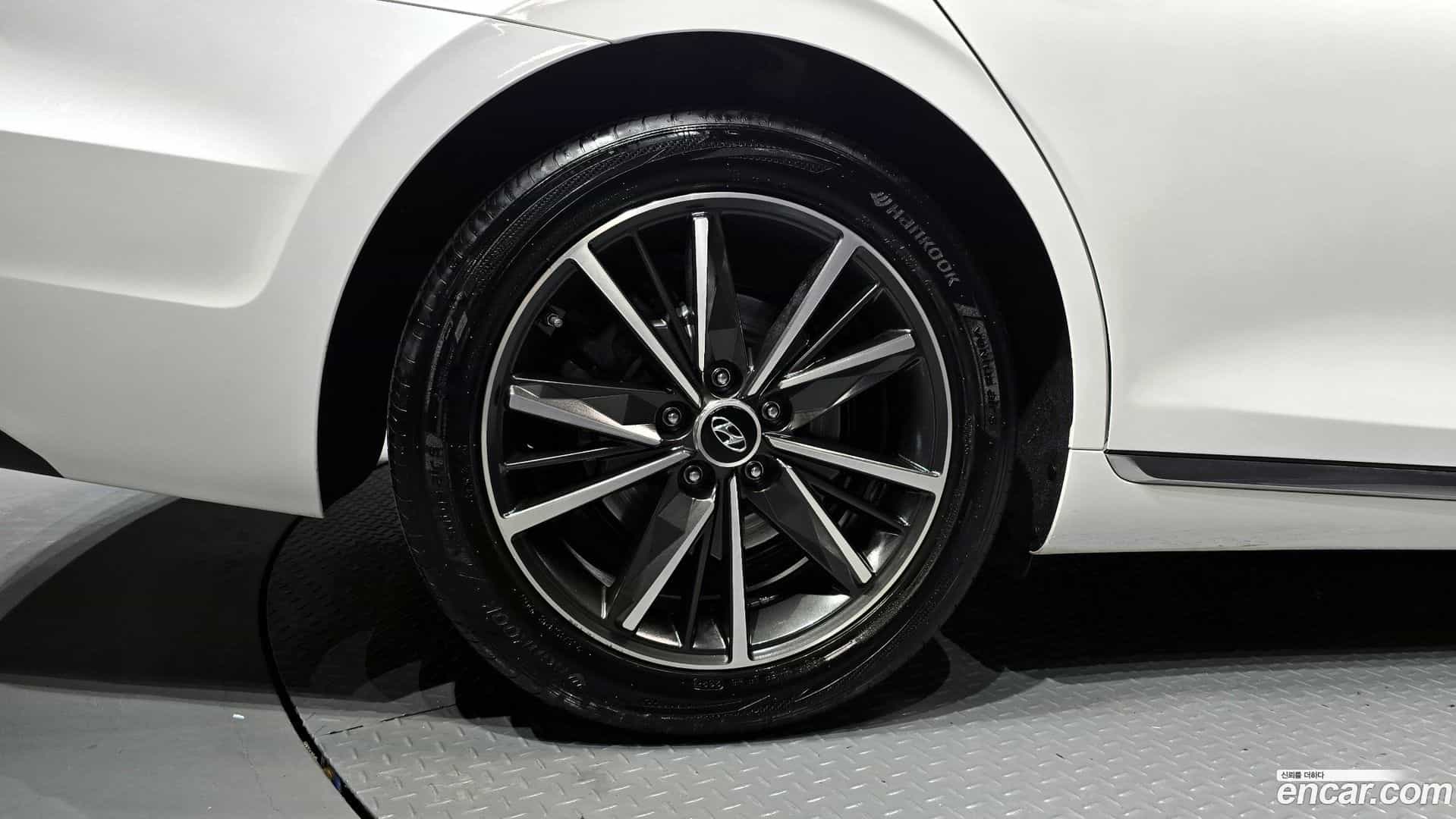 Grandeur Hyundai 2020.3-OUTER-005